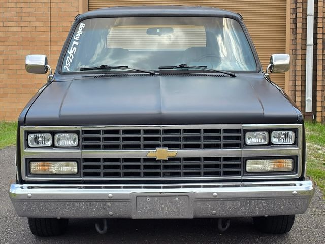 1989 Chevrolet Suburban R2500 Silverado