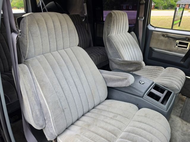 1989 Chevrolet Suburban R2500 Silverado