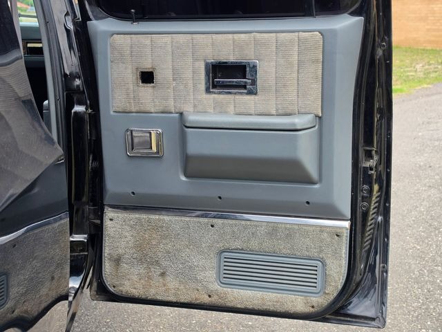 1989 Chevrolet Suburban R2500 Silverado