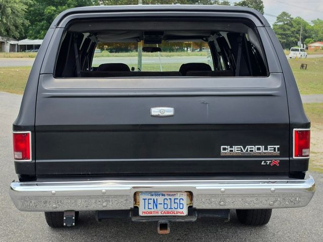 1989 Chevrolet Suburban R2500 Silverado