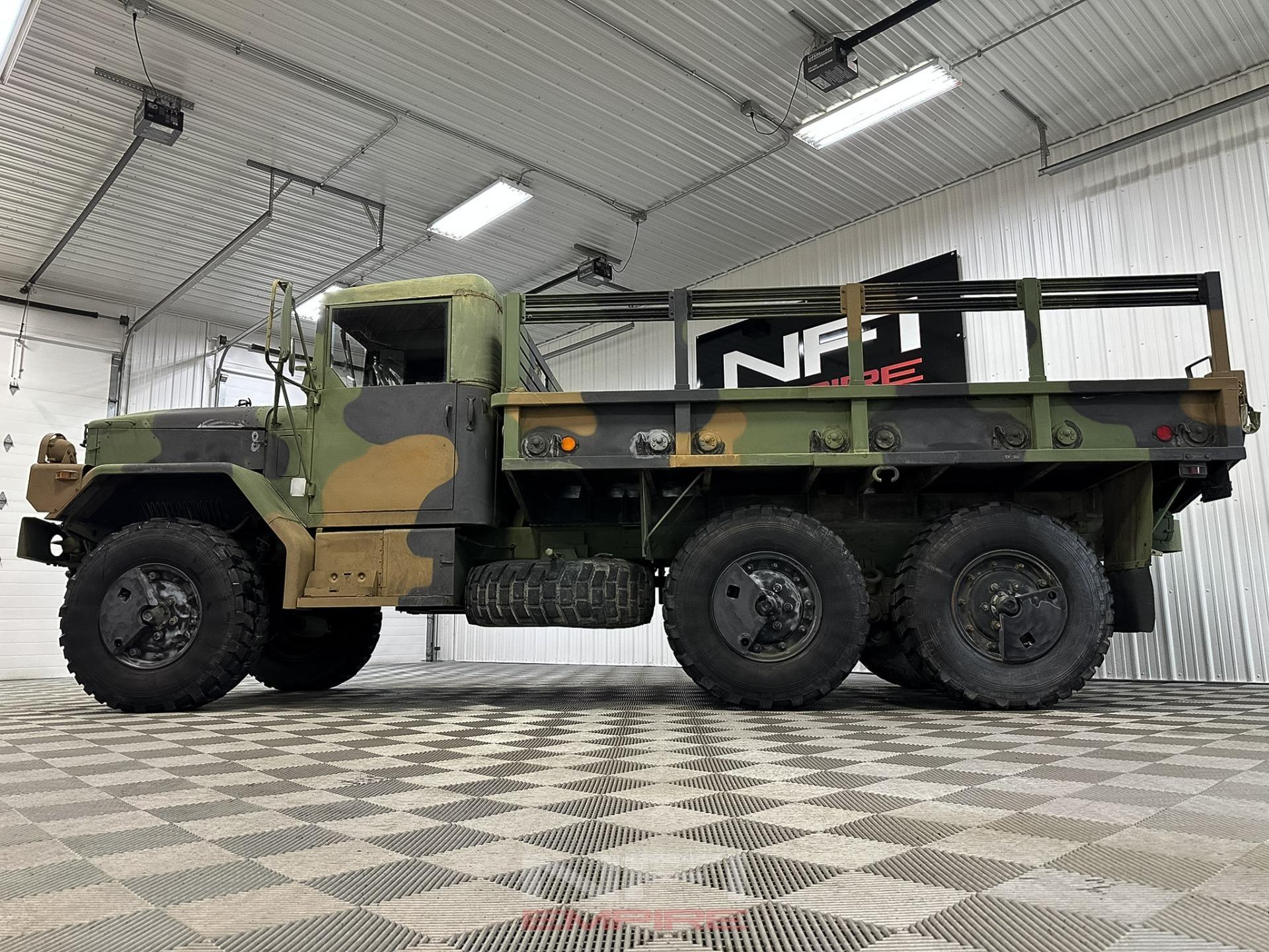 1990 AM General M35