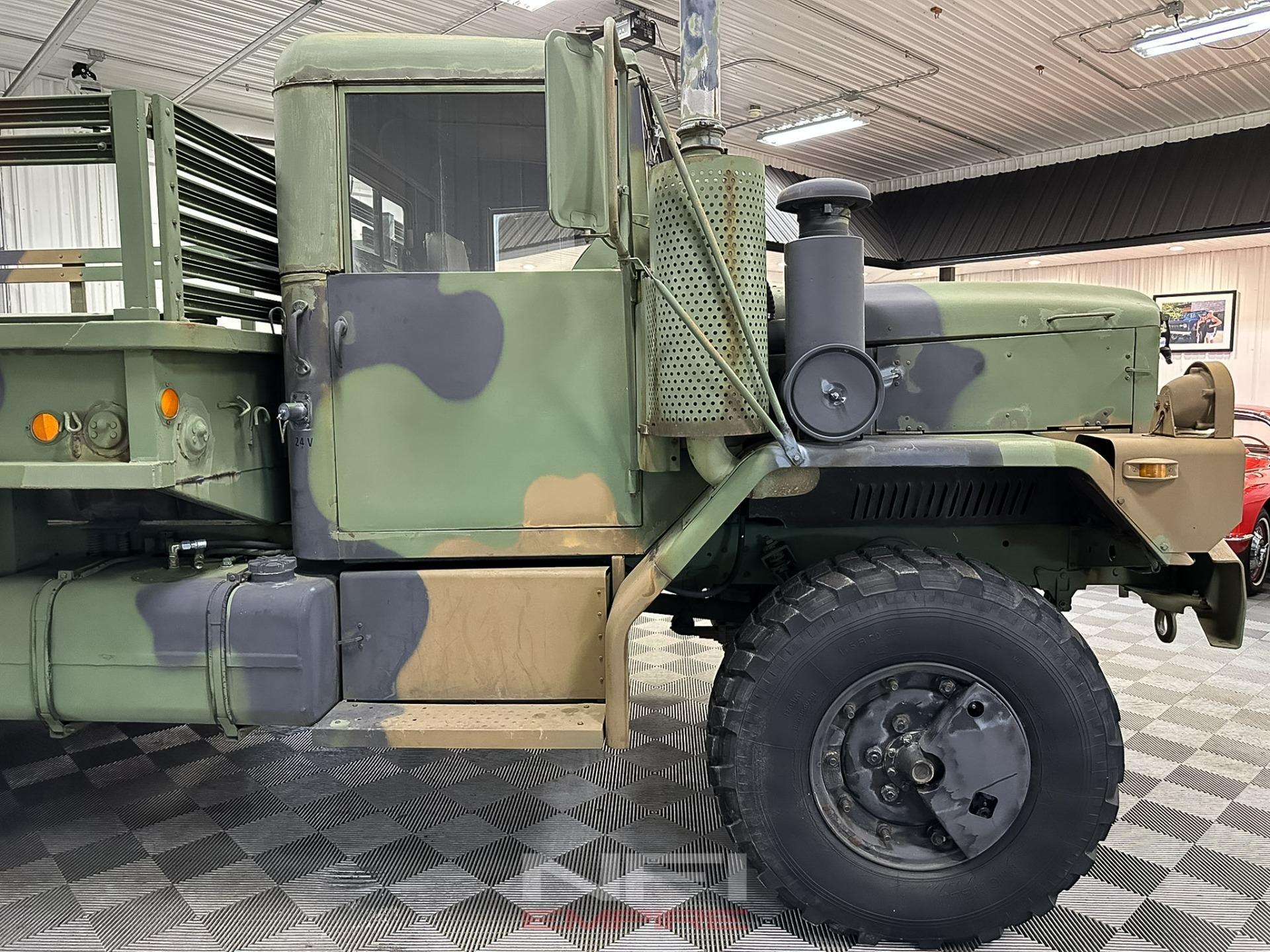 1990 AM General M35