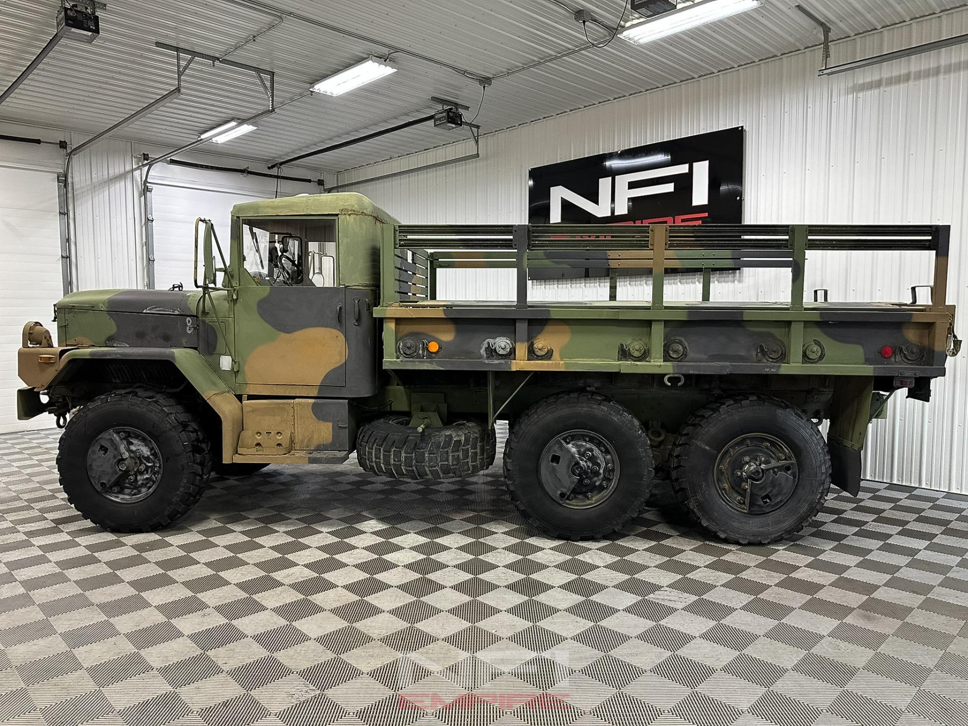 1990 AM General M35 - 2