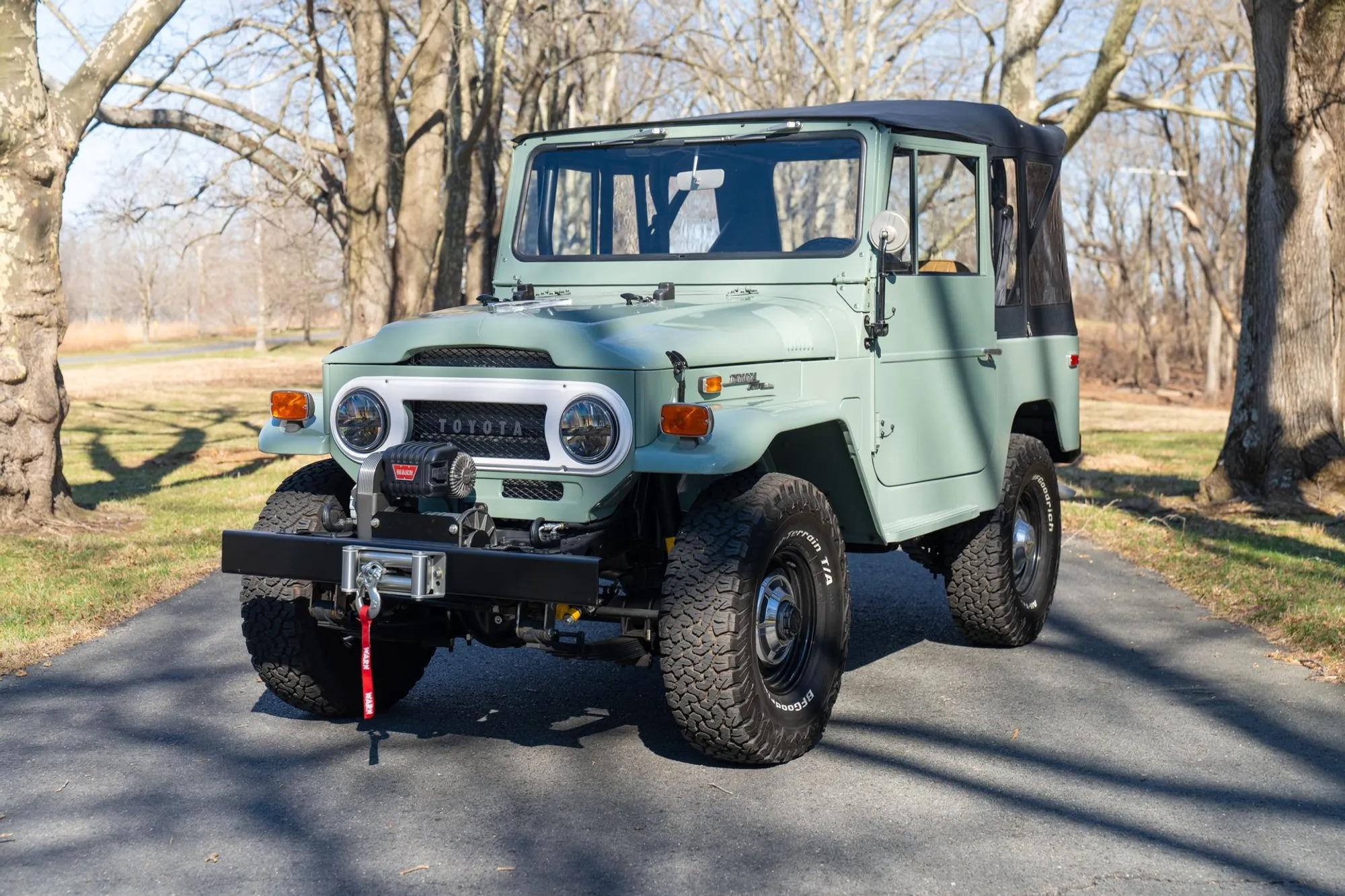 1971 Toyota Land Cruiser FJ40 - 2