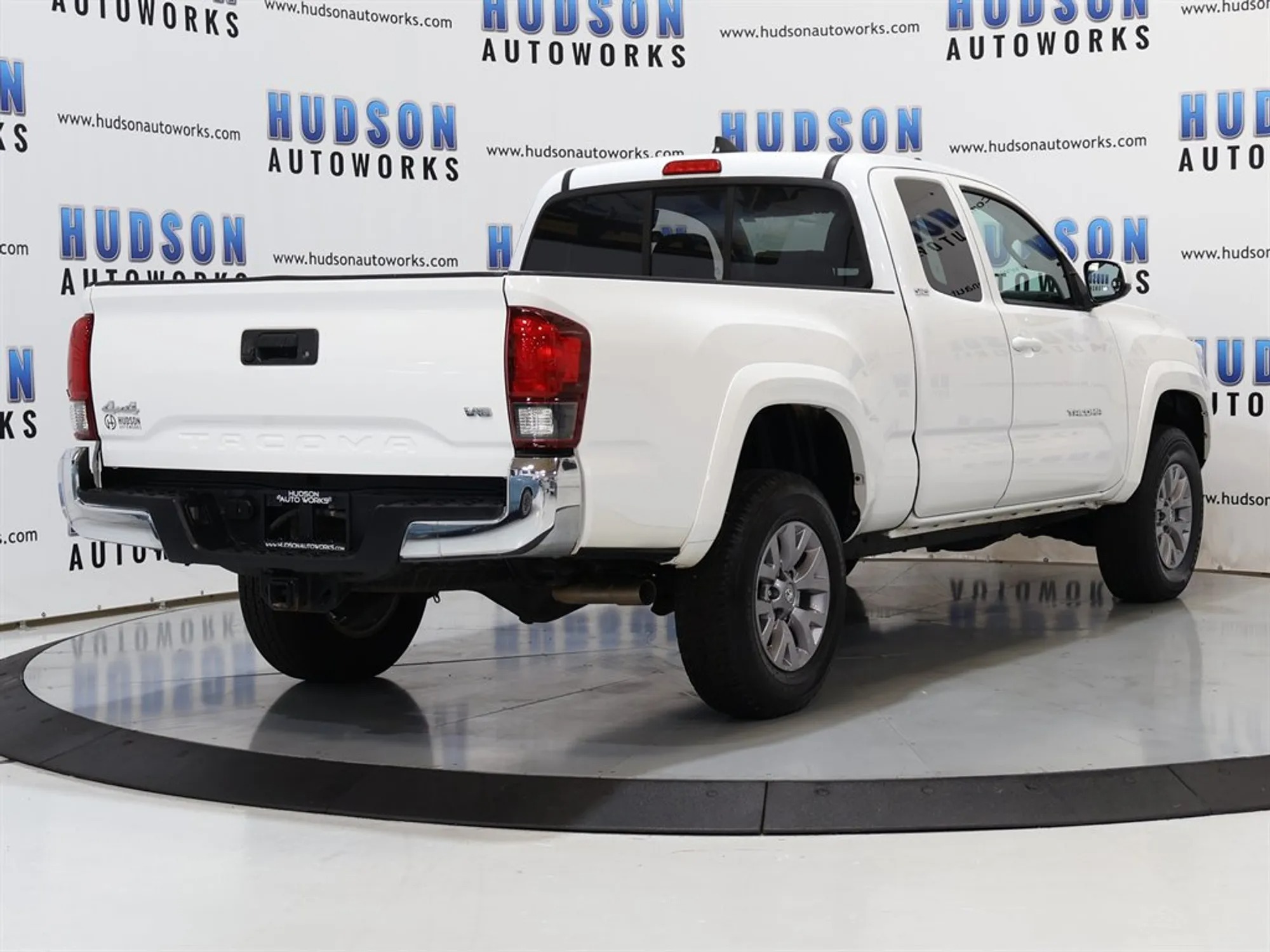 2018 Toyota Tacoma SR5 - 5