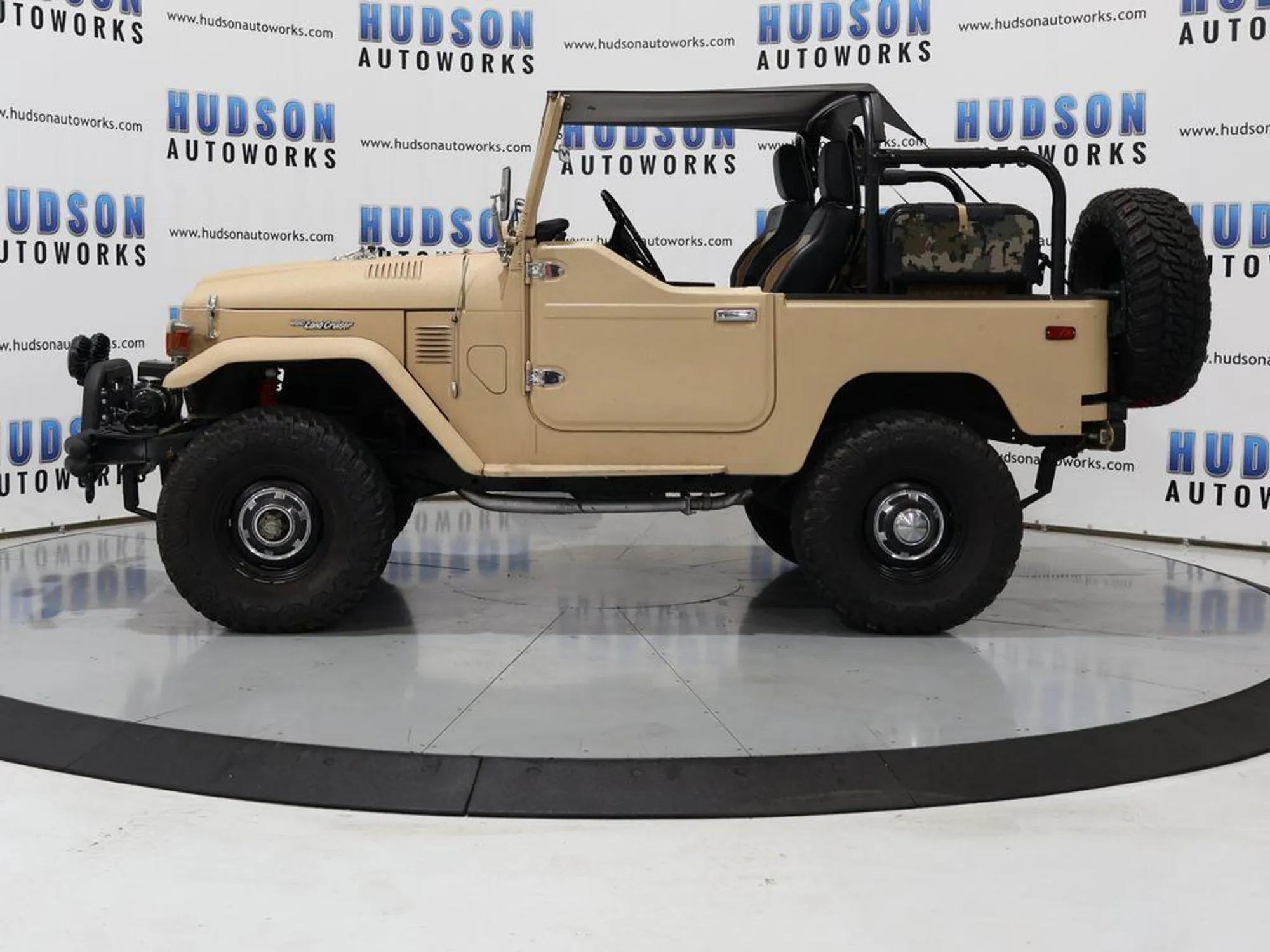 1978 Toyota Land Cruiser FJ40 - 2