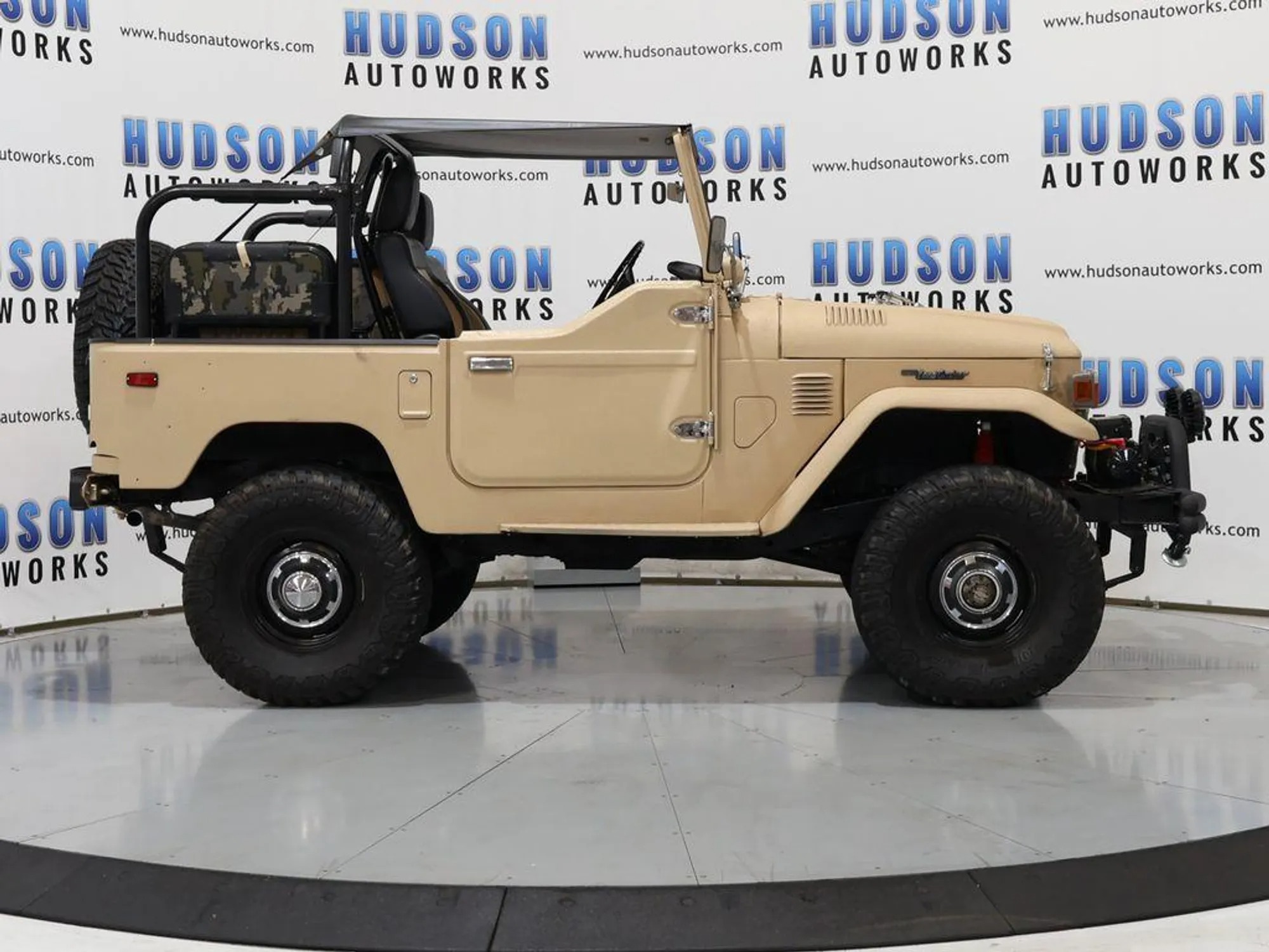 1978 Toyota Land Cruiser FJ40 - 5