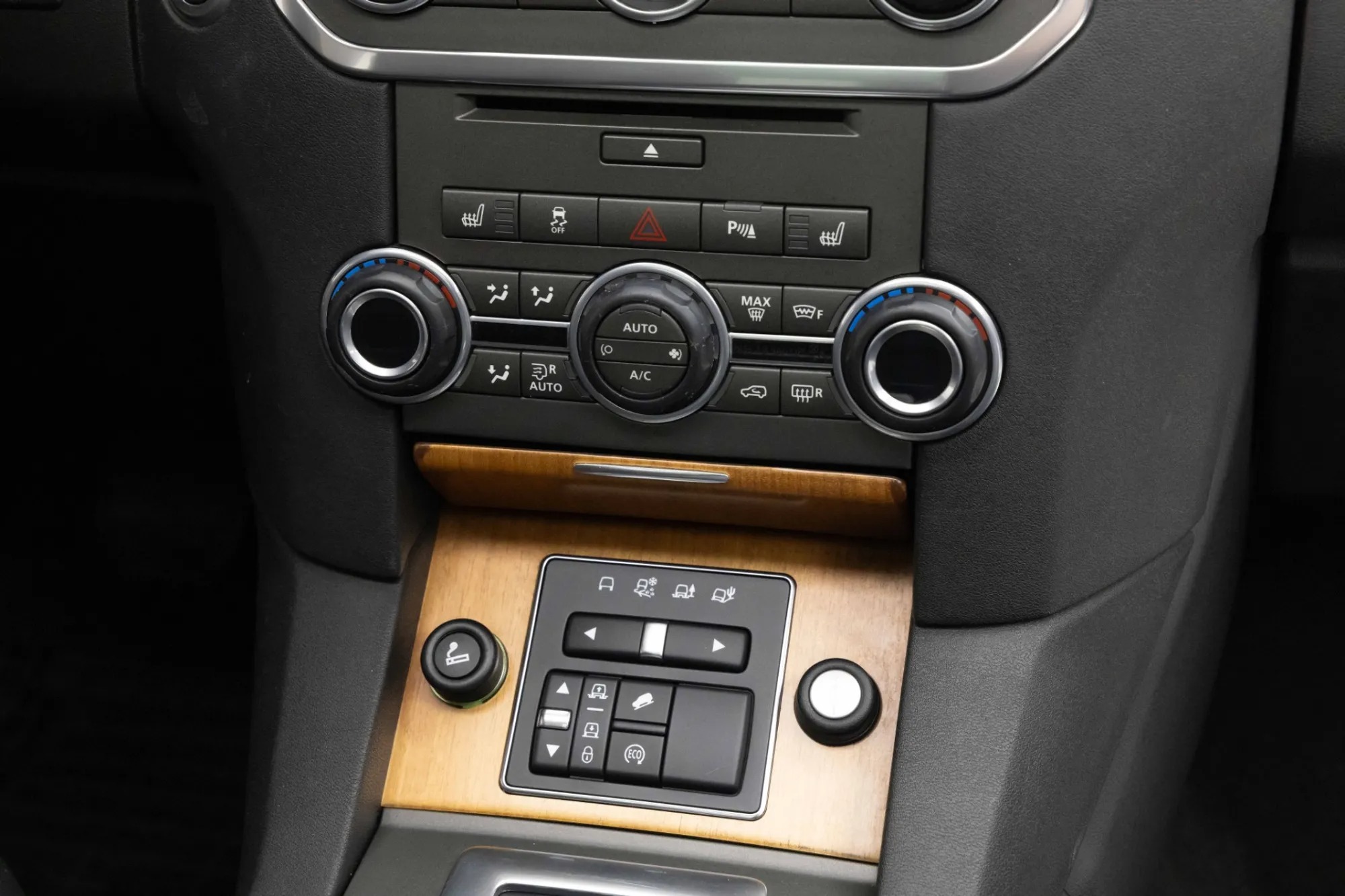2014 Land Rover LR4