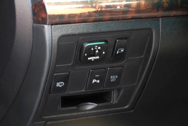 2011 Toyota Land Cruiser