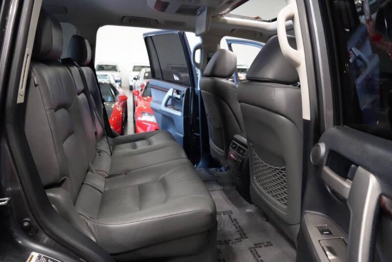 2011 Toyota Land Cruiser
