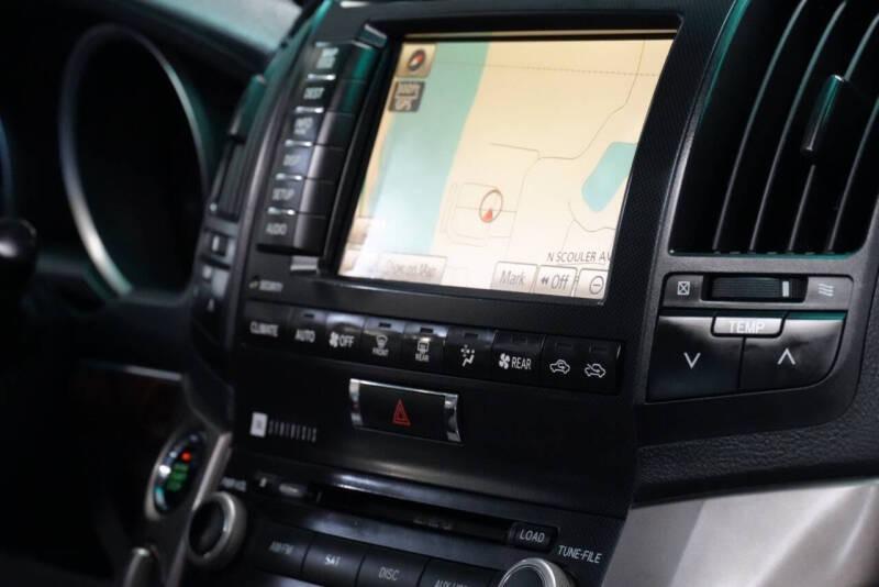 2011 Toyota Land Cruiser