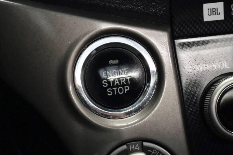 2011 Toyota Land Cruiser