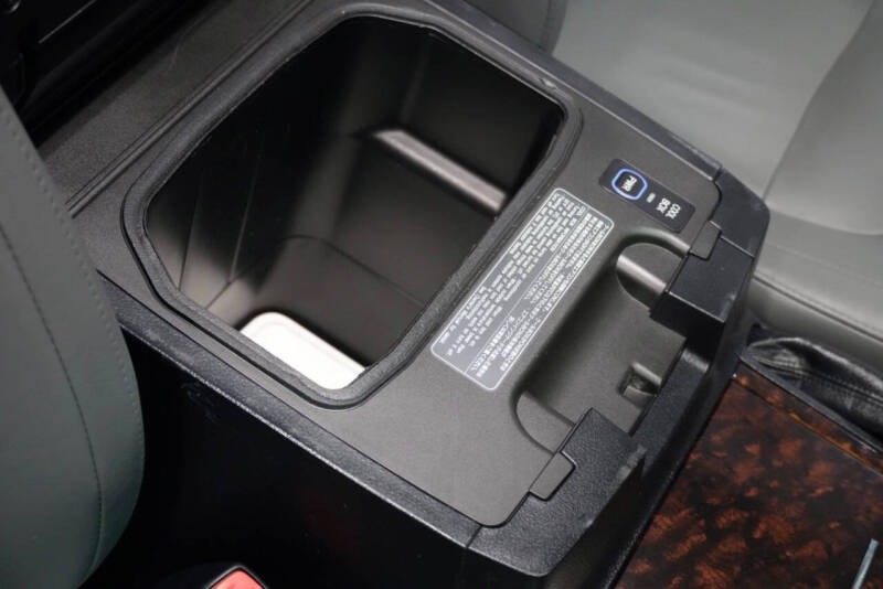 2011 Toyota Land Cruiser