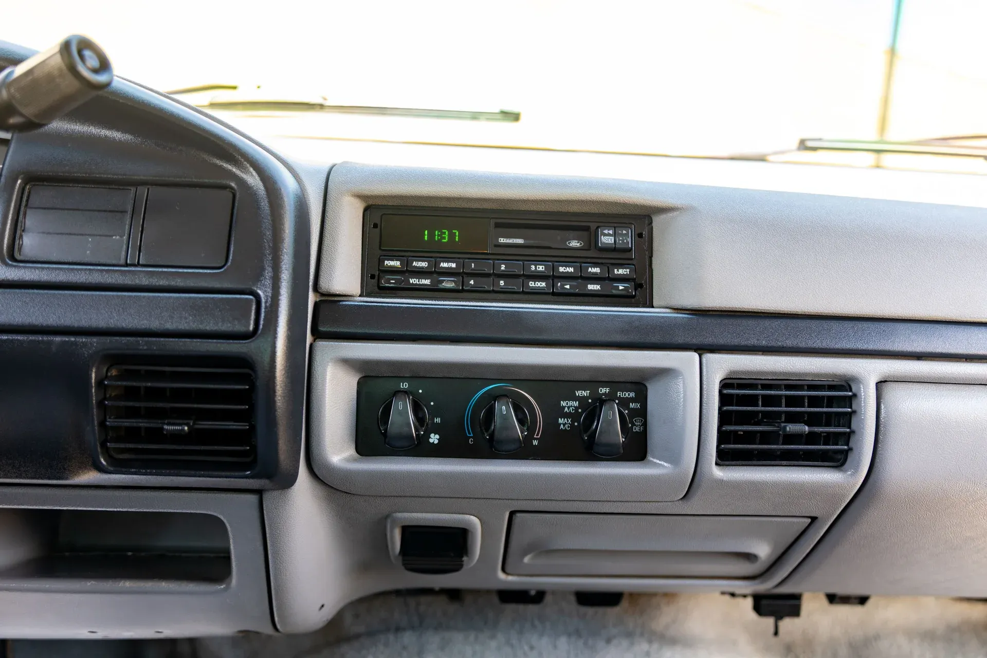 1997 Ford F-350 XLT