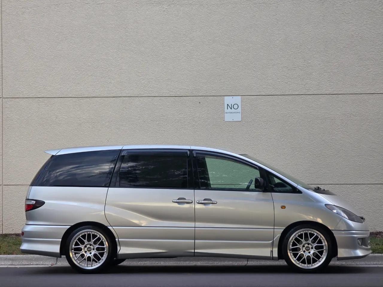 2000 Toyota Estima Aeras - 2