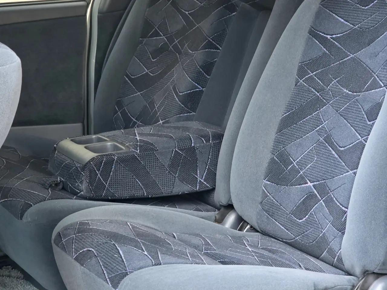 2000 Toyota Estima Aeras
