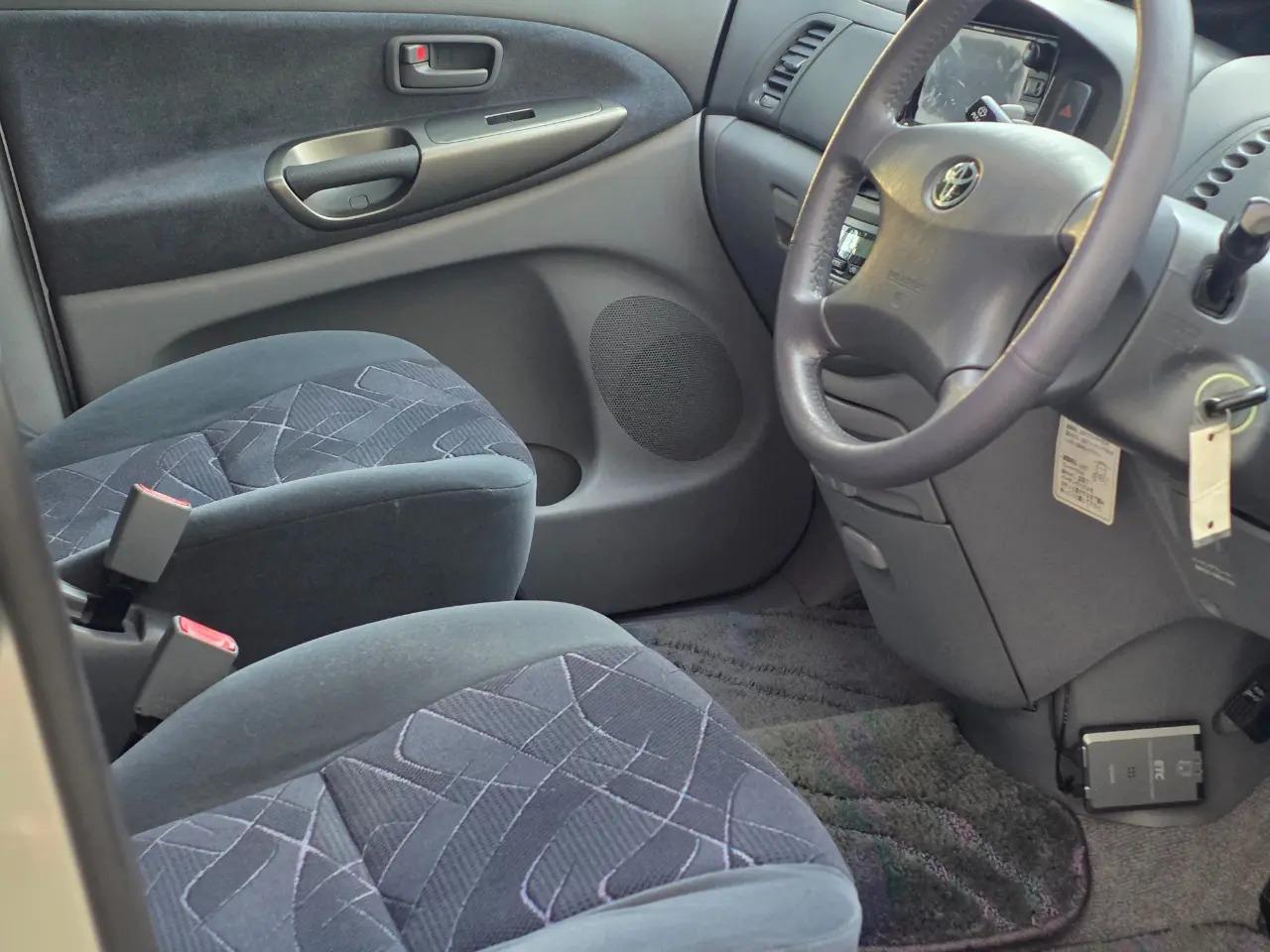 2000 Toyota Estima Aeras
