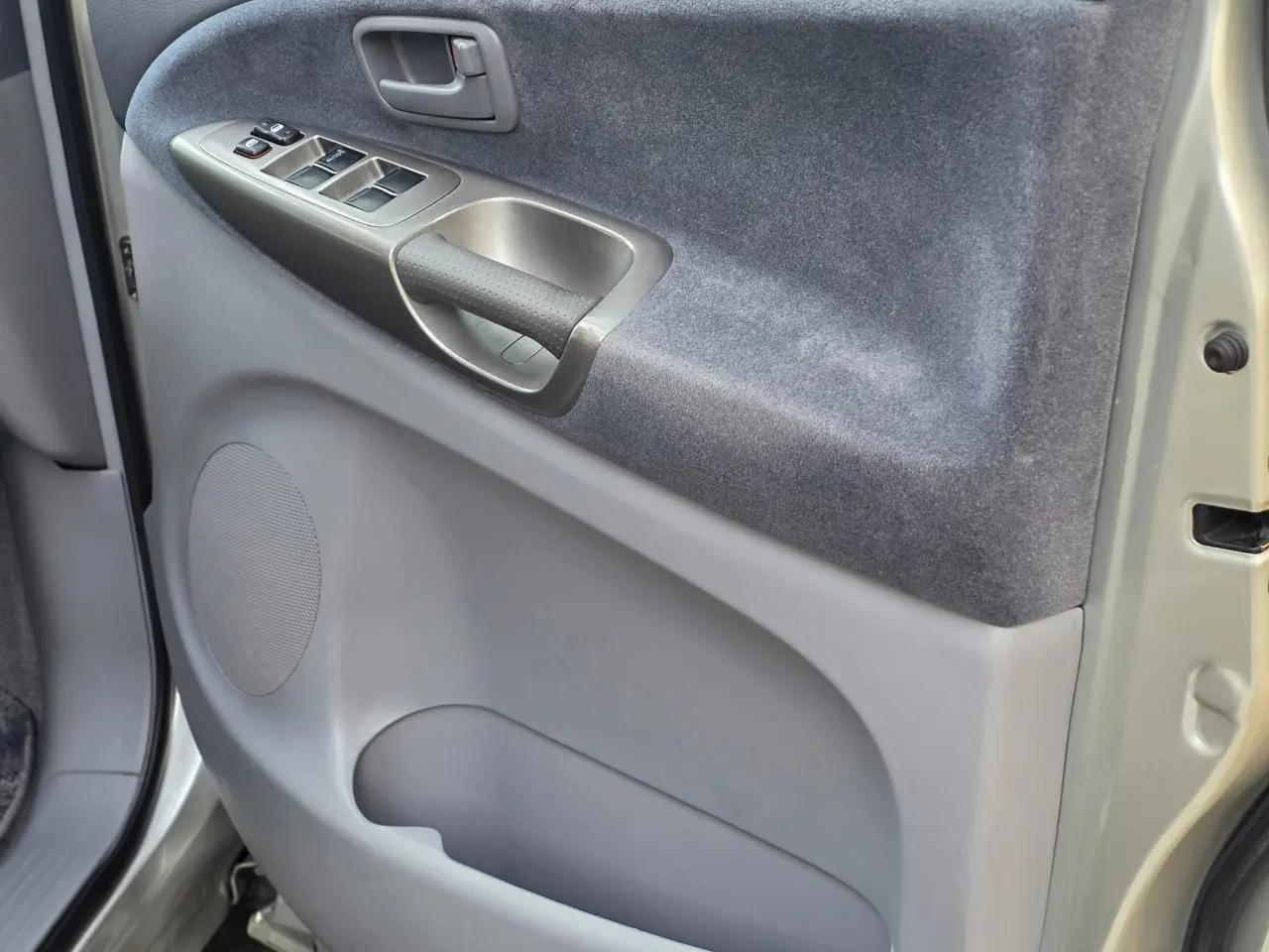 2000 Toyota Estima Aeras