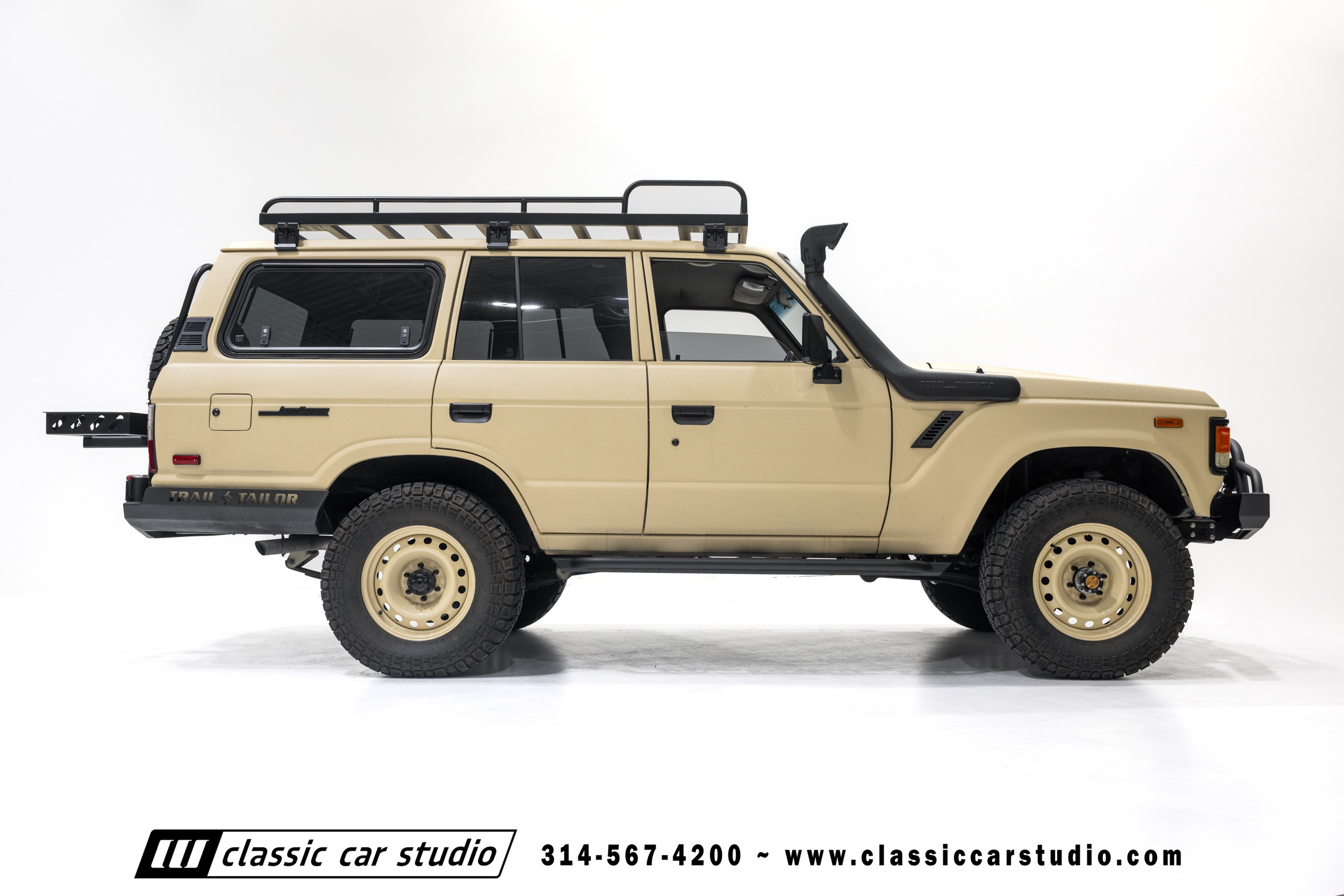 1982 Toyota Land Cruiser FJ60 Restomod - 2