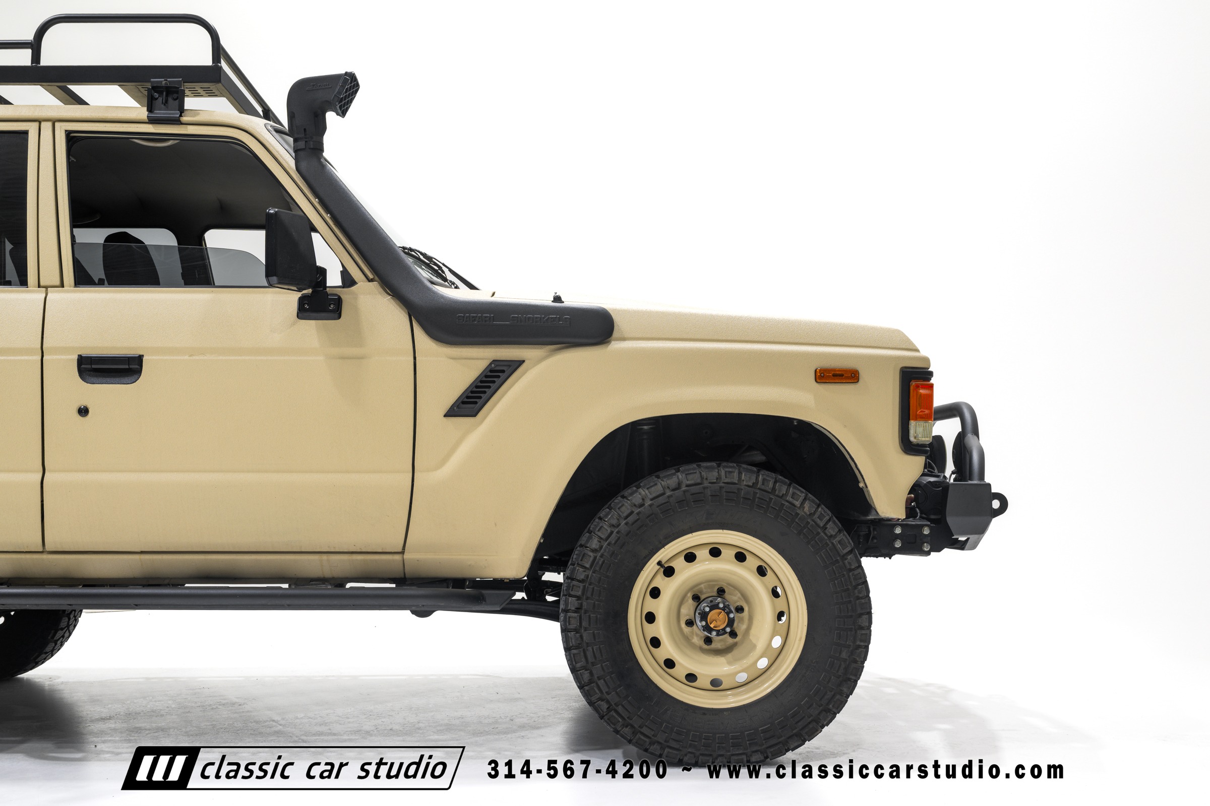 1982 Toyota Land Cruiser FJ60 Restomod