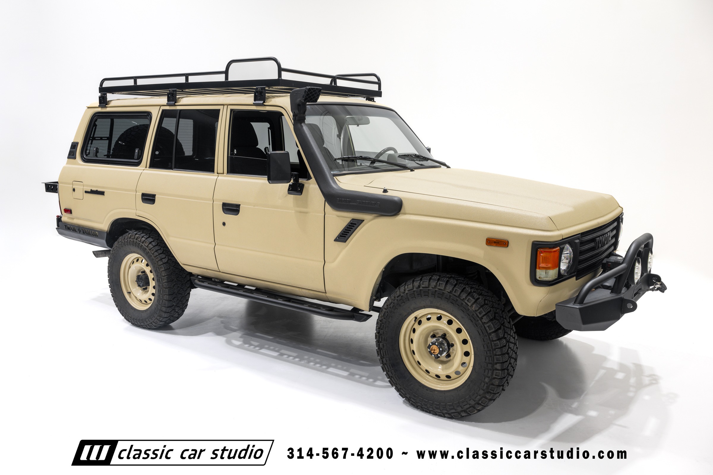 1982 Toyota Land Cruiser FJ60 Restomod