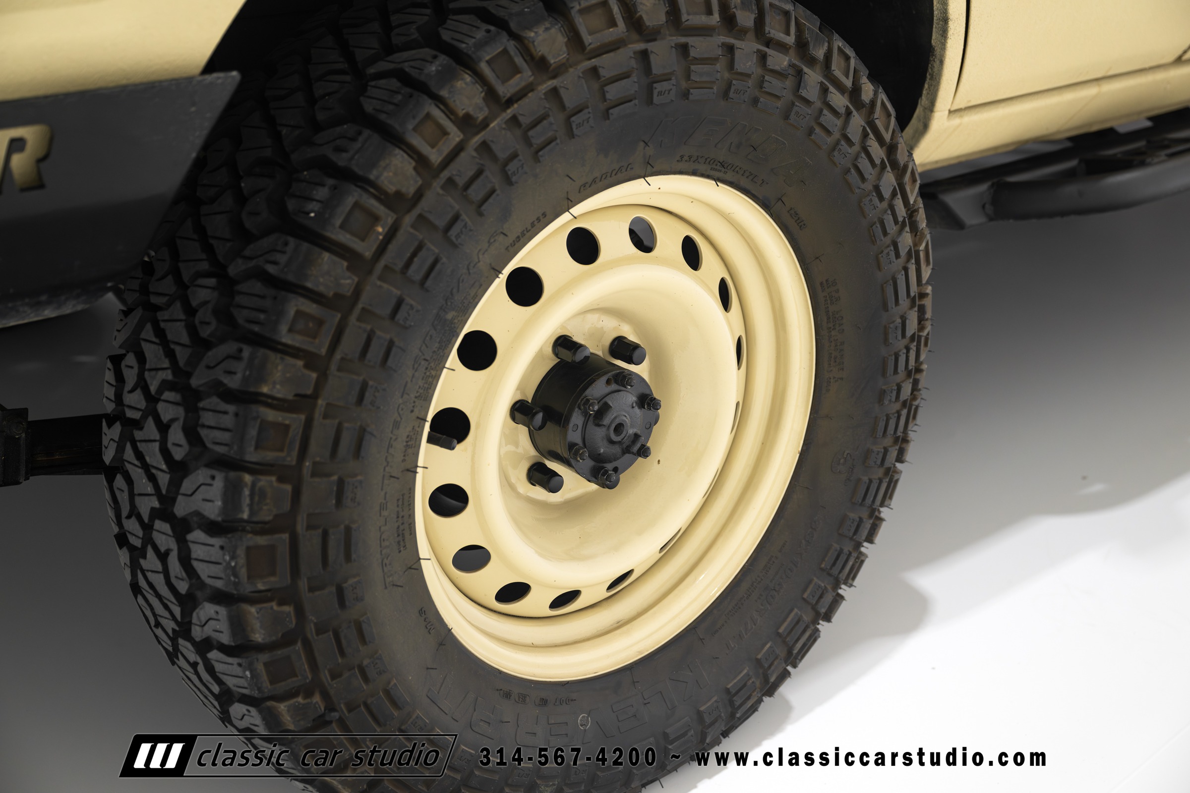 1982 Toyota Land Cruiser FJ60 Restomod