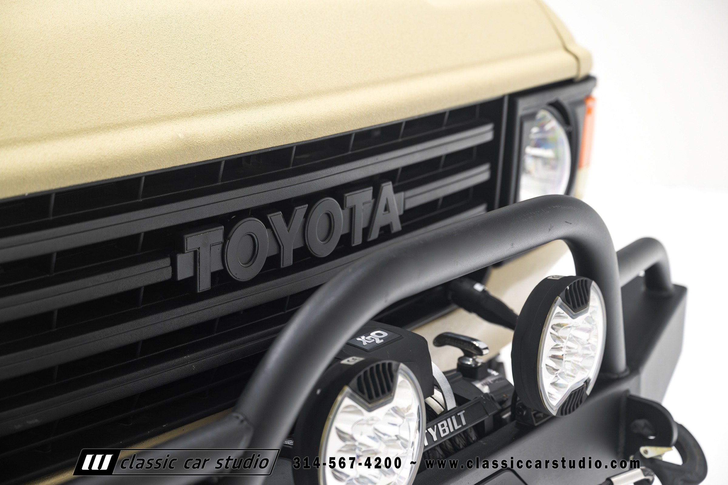1982 Toyota Land Cruiser FJ60 Restomod