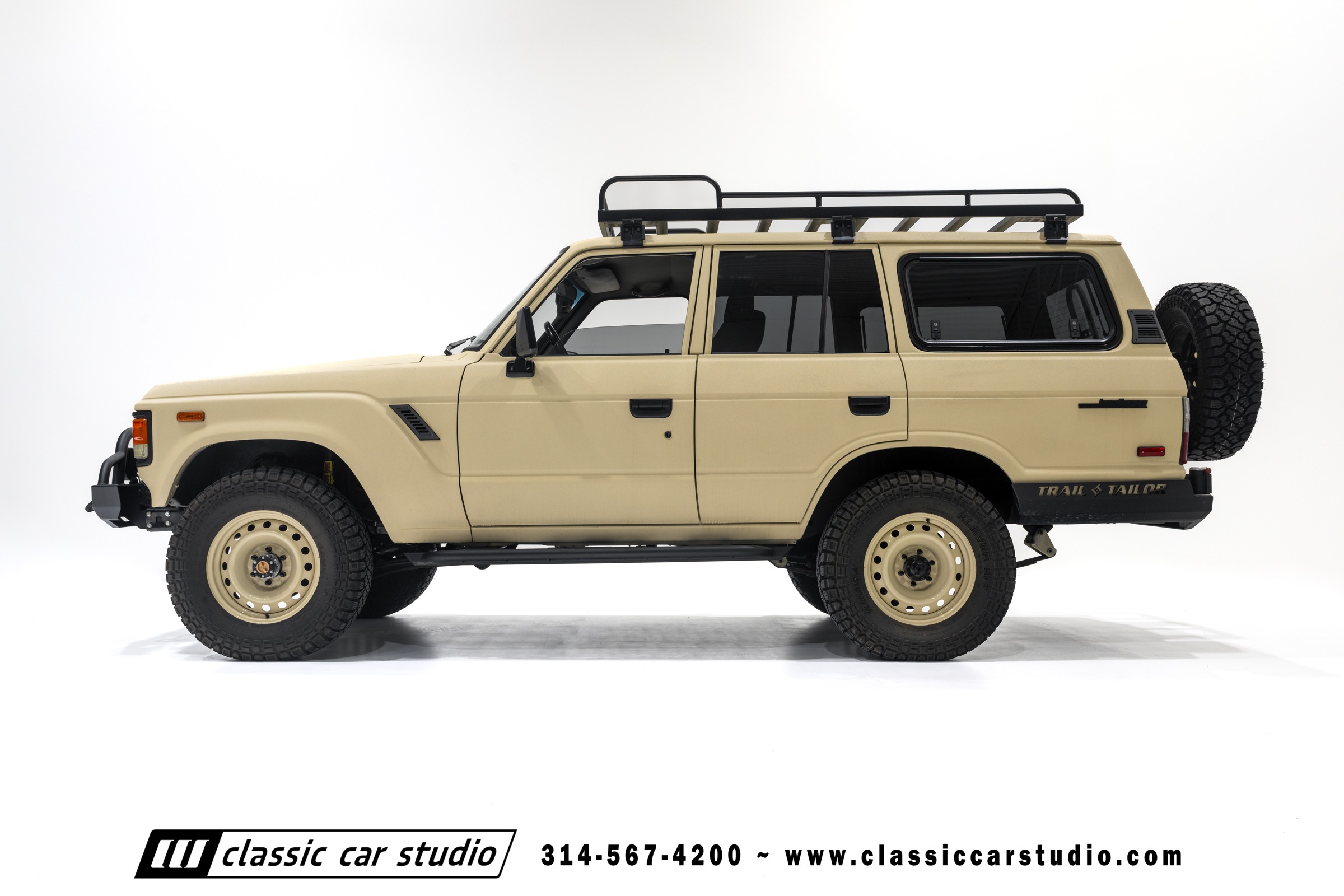 1982 Toyota Land Cruiser FJ60 Restomod