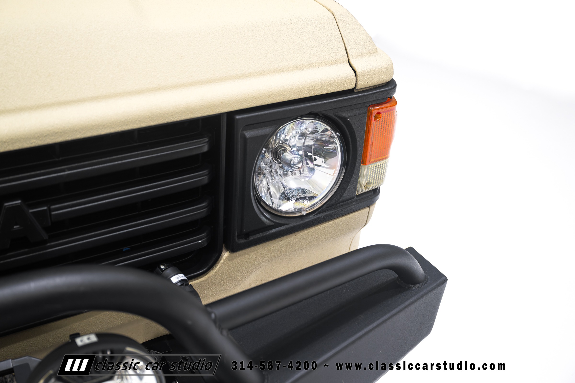 1982 Toyota Land Cruiser FJ60 Restomod