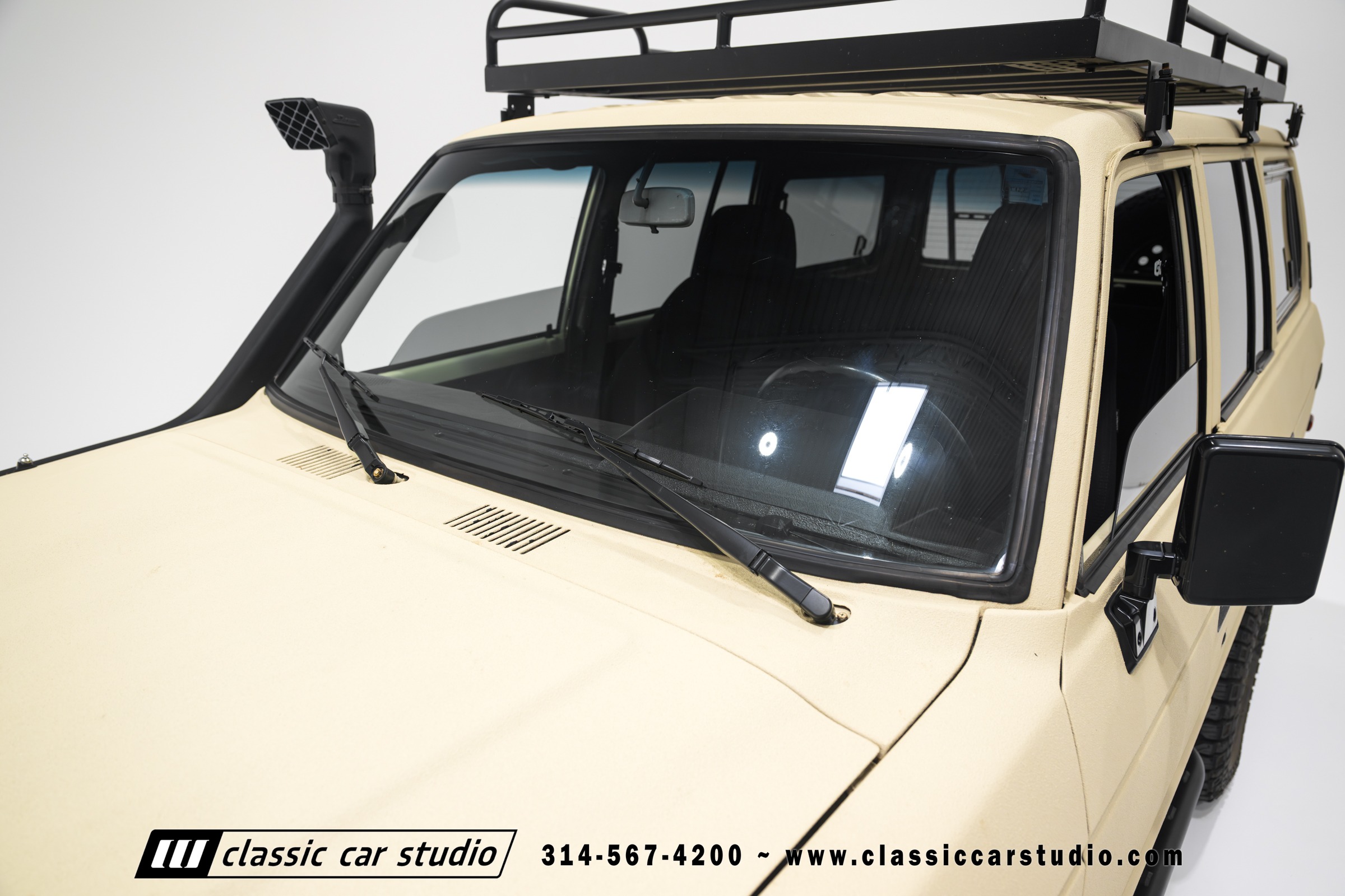 1982 Toyota Land Cruiser FJ60 Restomod