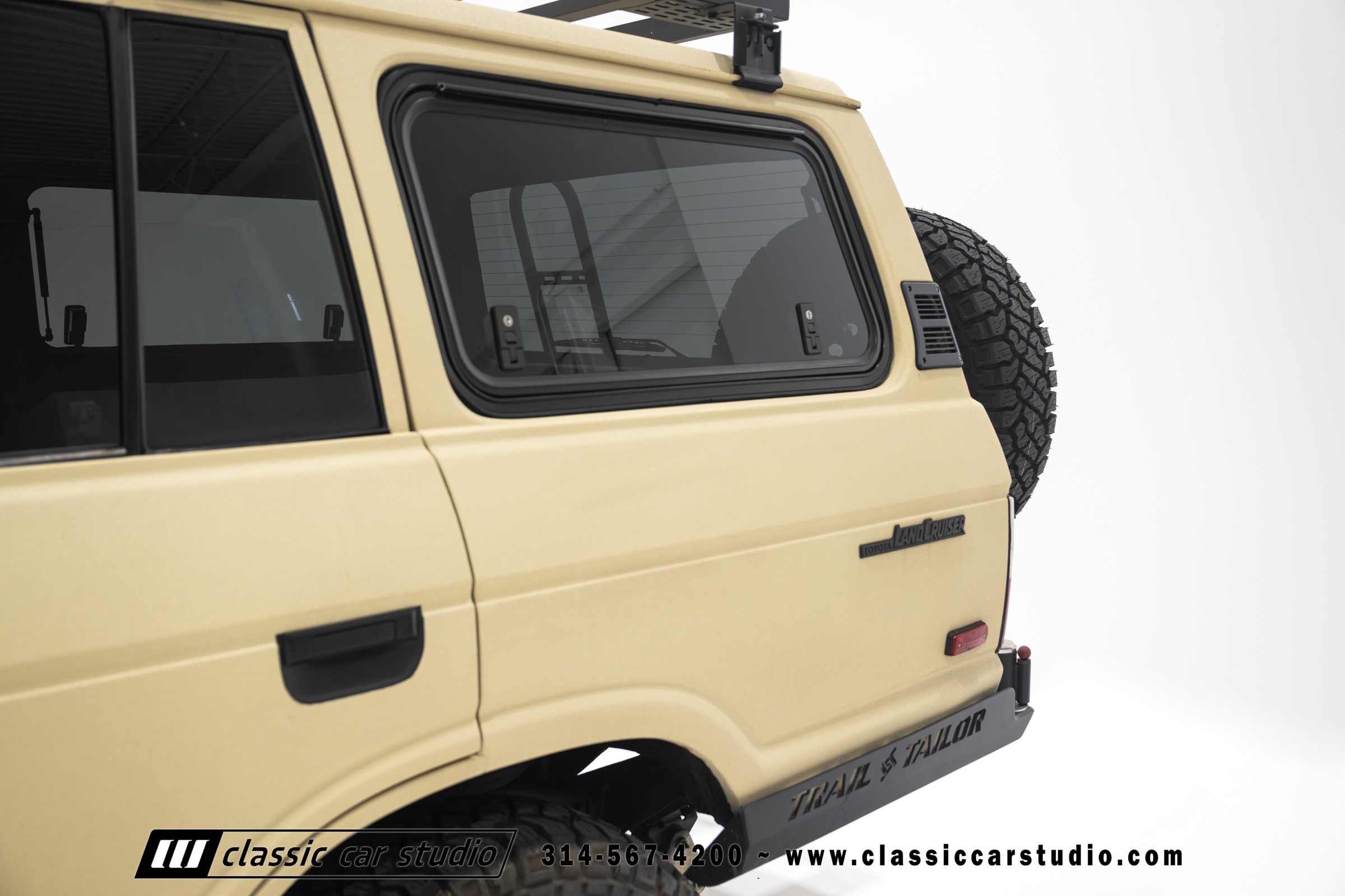 1982 Toyota Land Cruiser FJ60 Restomod