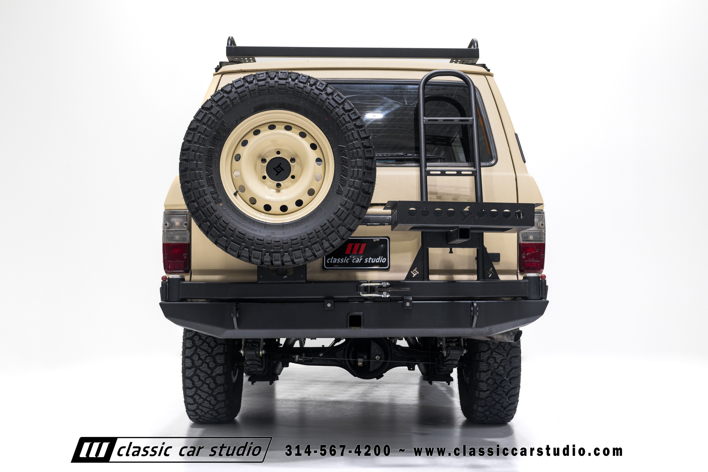 1982 Toyota Land Cruiser FJ60 Restomod