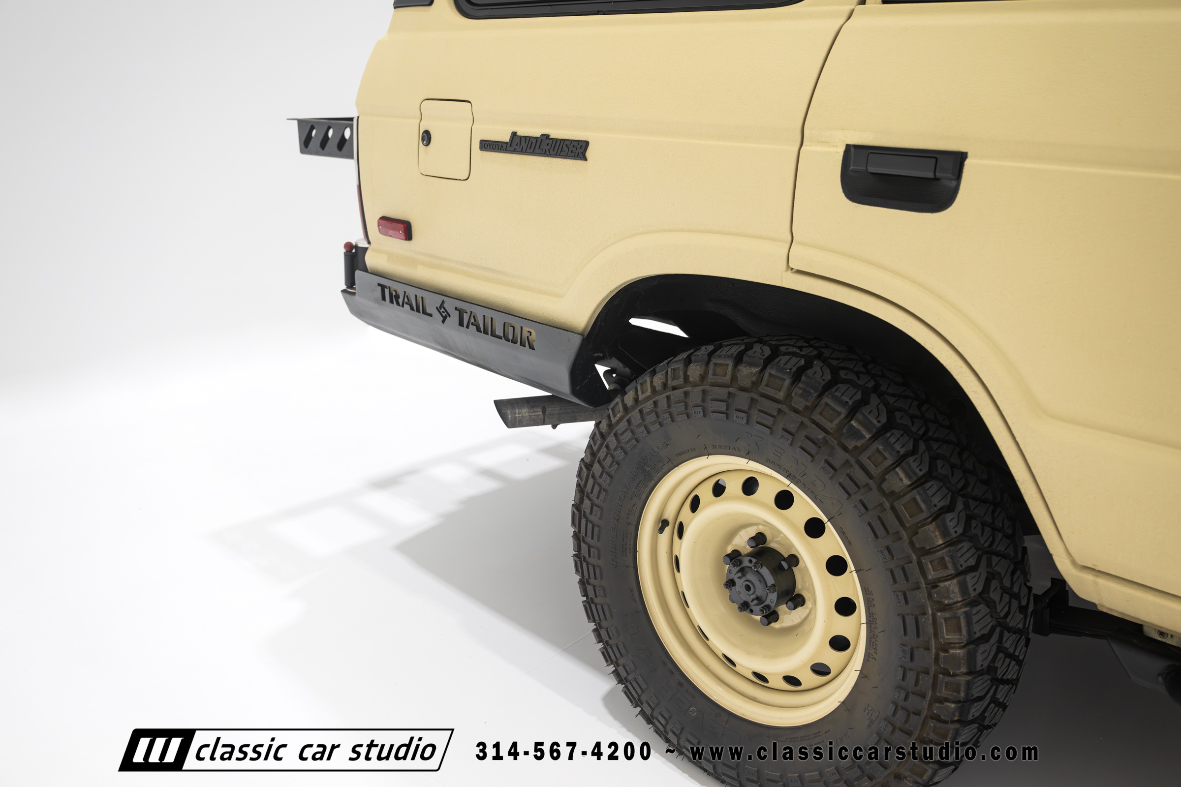 1982 Toyota Land Cruiser FJ60 Restomod