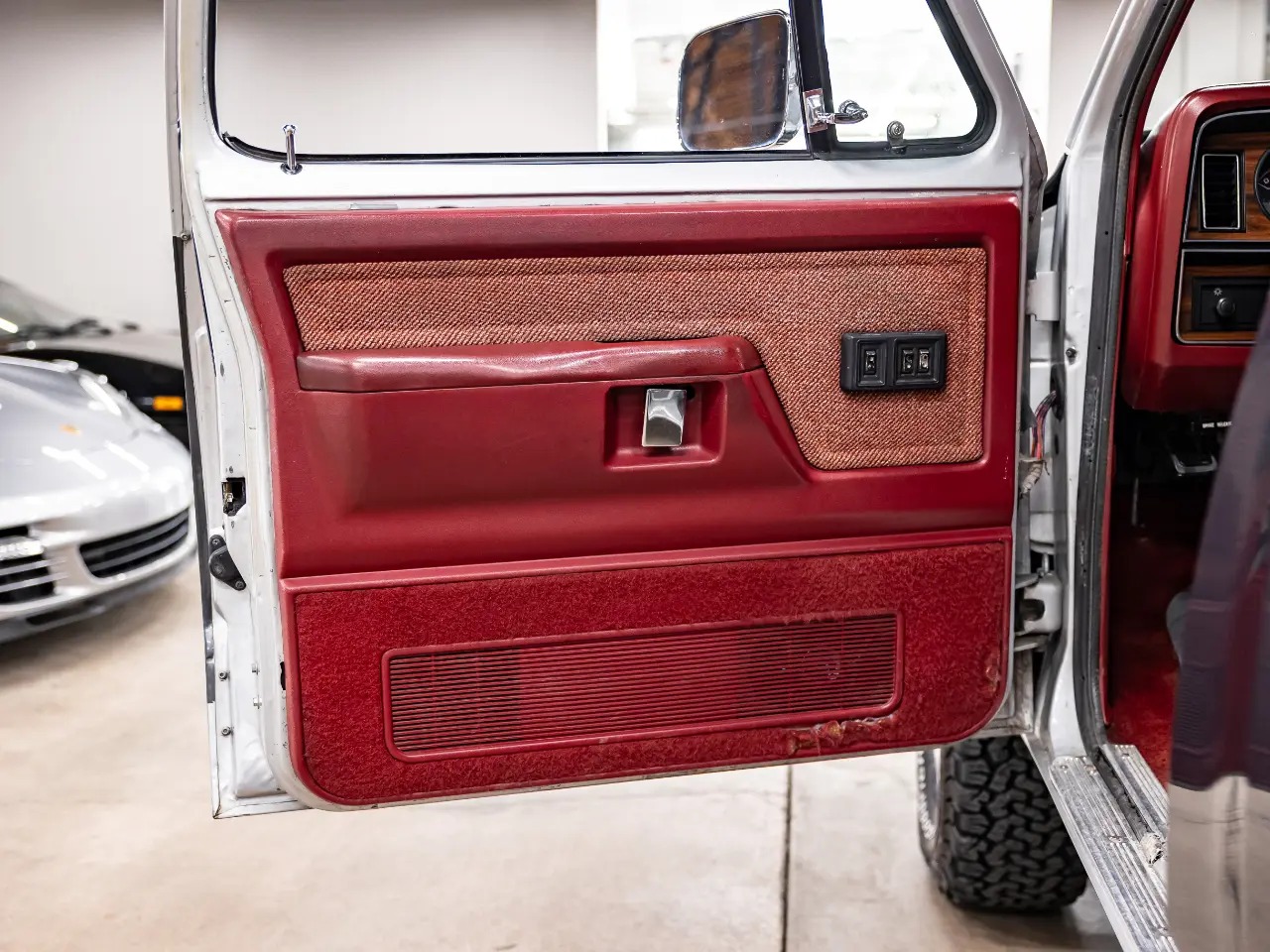 1988 Dodge Ramcharger