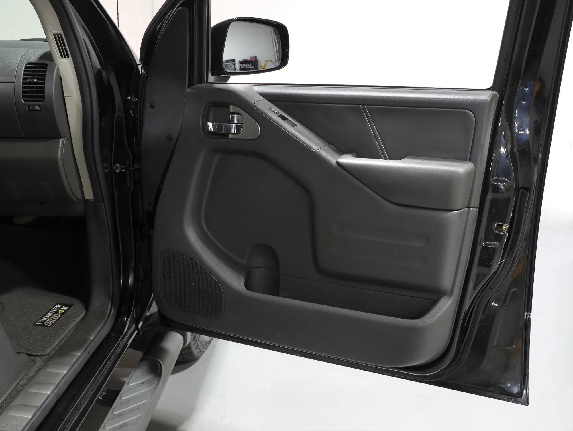 2017 Nissan Frontier PRO-4X