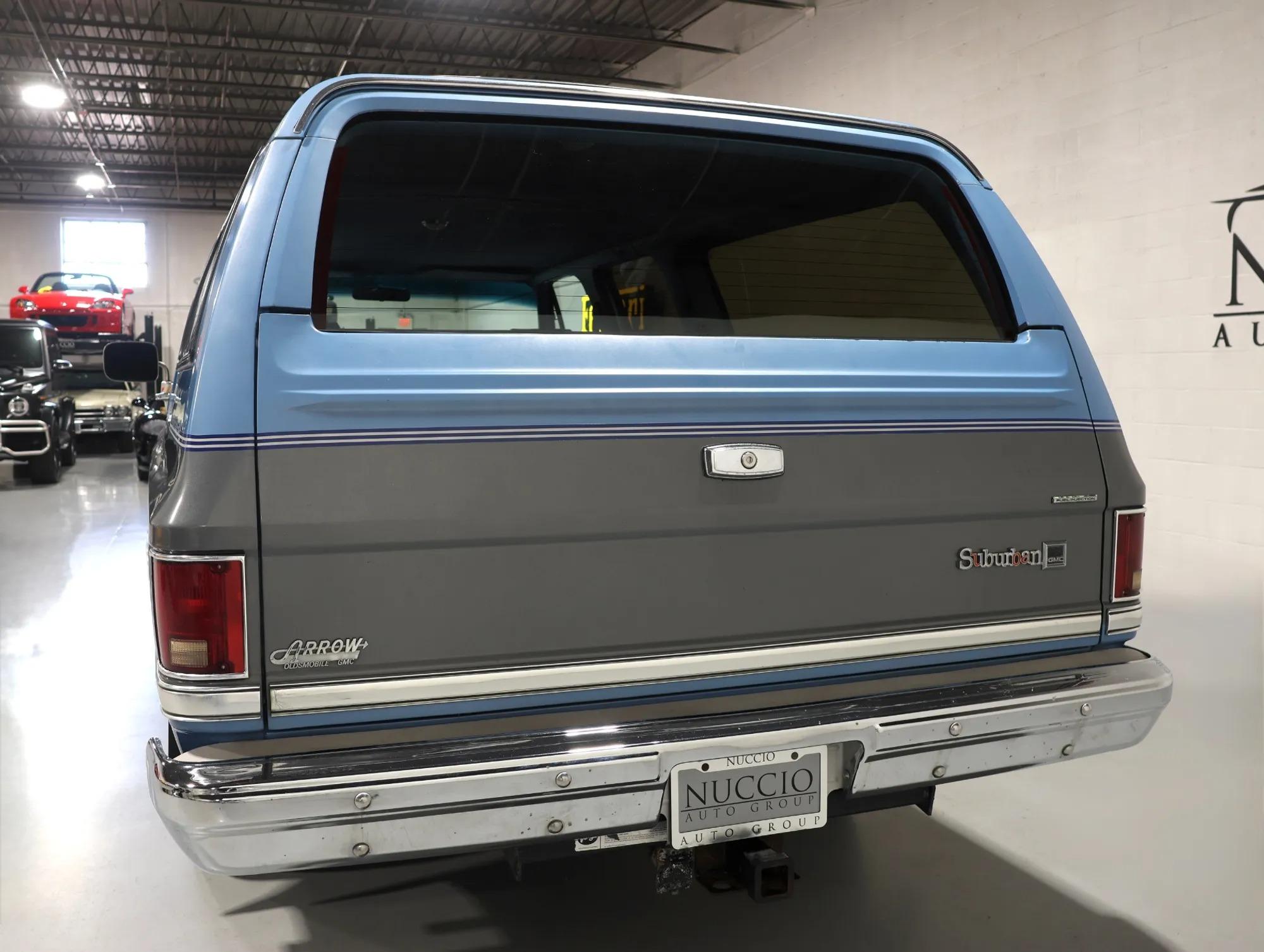 1987 GMC Suburban R1500