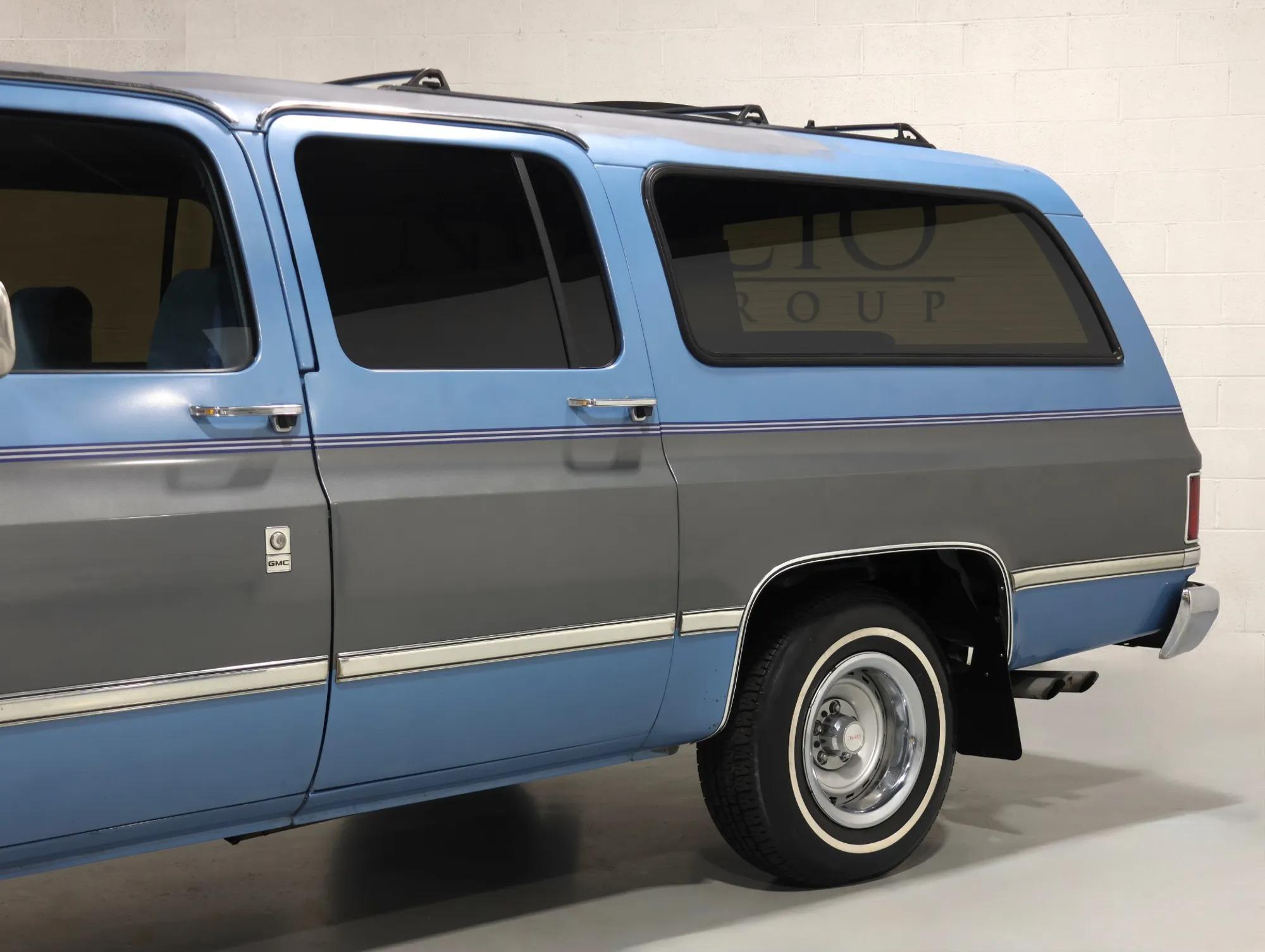 1987 GMC Suburban R1500