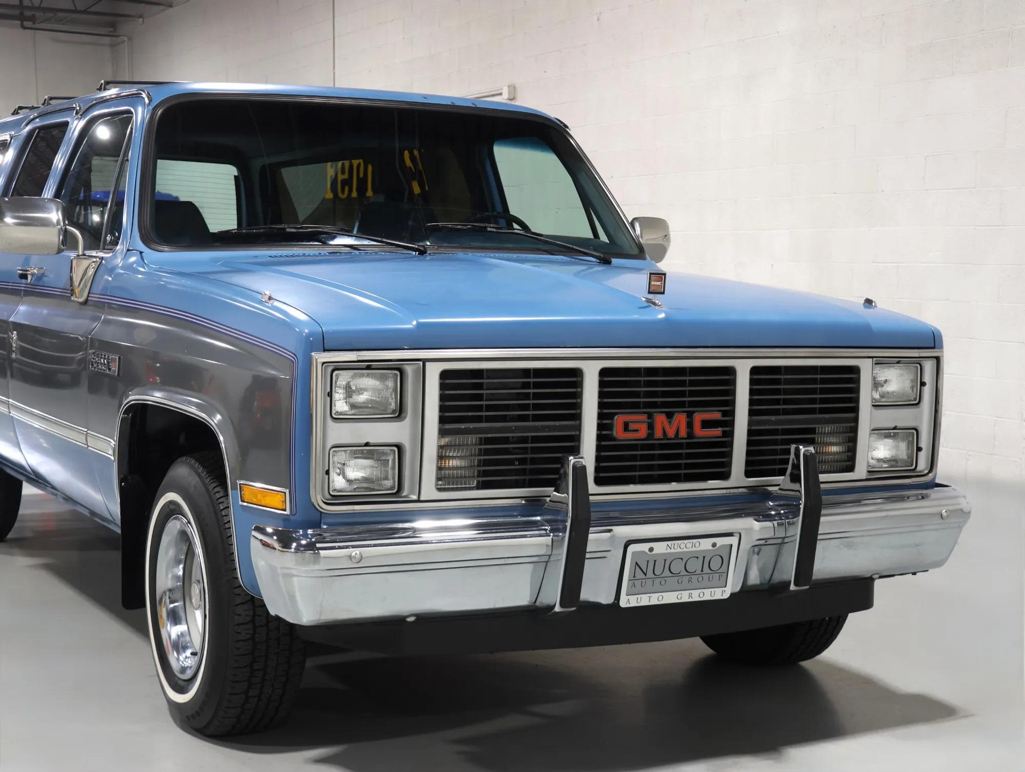 1987 GMC Suburban R1500