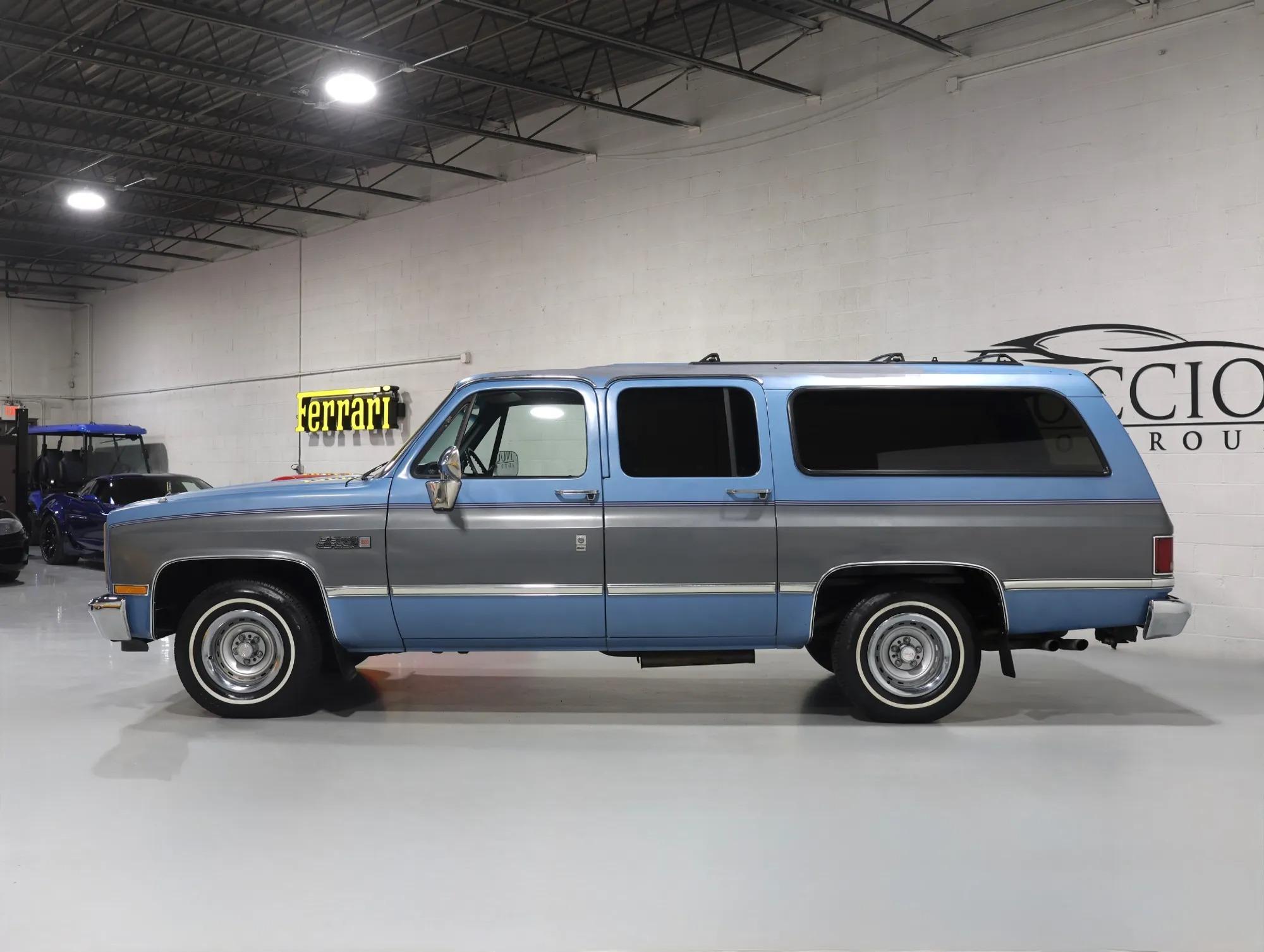 1987 GMC Suburban R1500 - 5