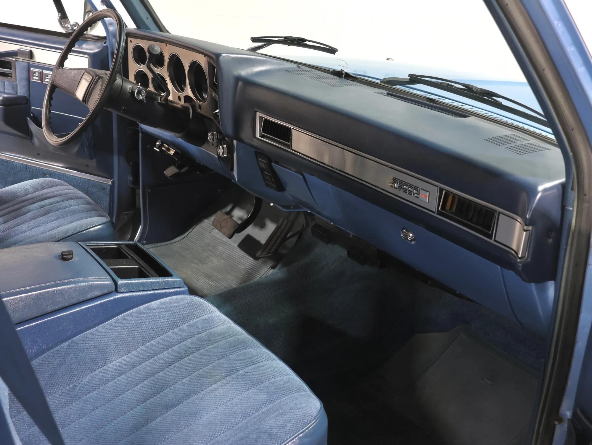 1987 GMC Suburban R1500