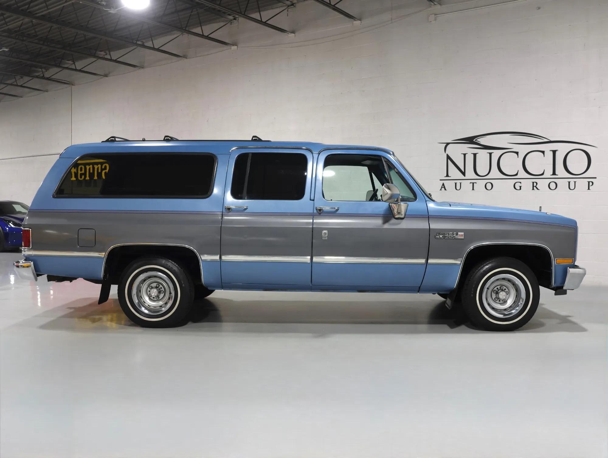 1987 GMC Suburban R1500