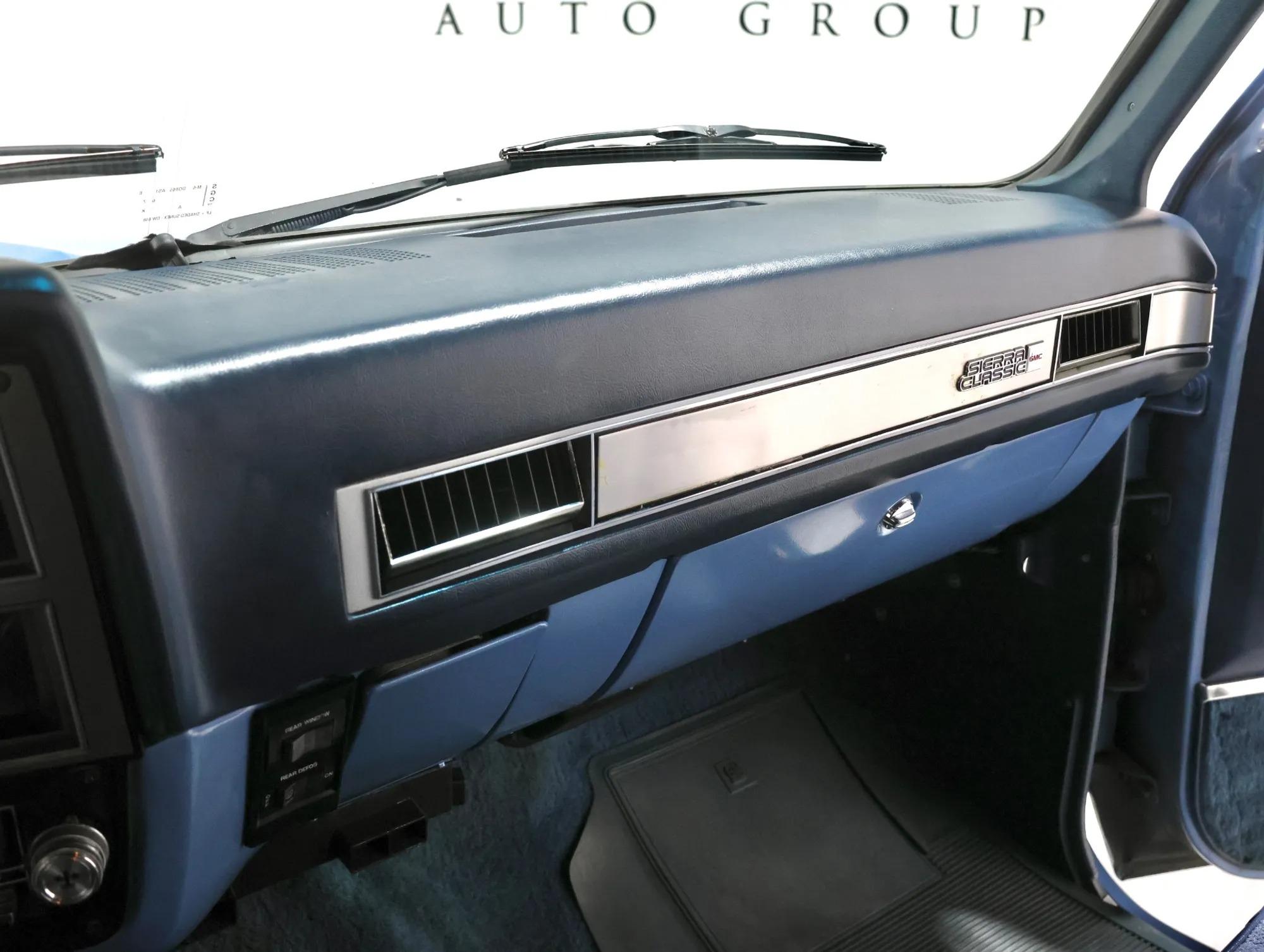 1987 GMC Suburban R1500