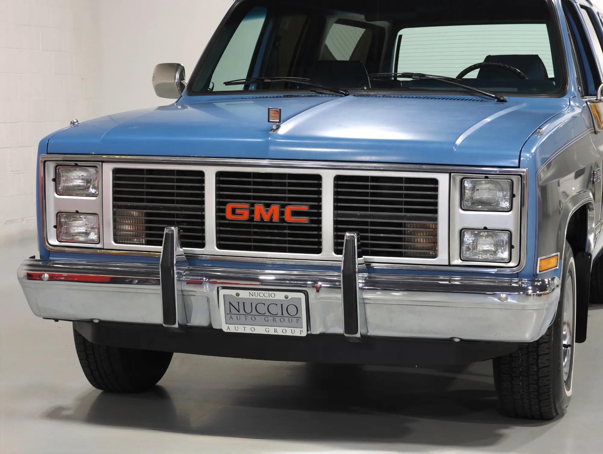 1987 GMC Suburban R1500