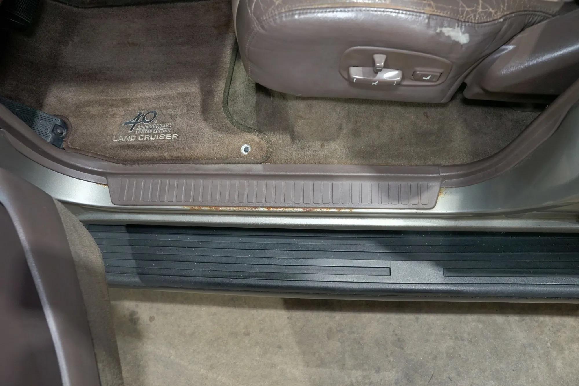 1997 Toyota Land Cruiser FJ80 40th Anniversary