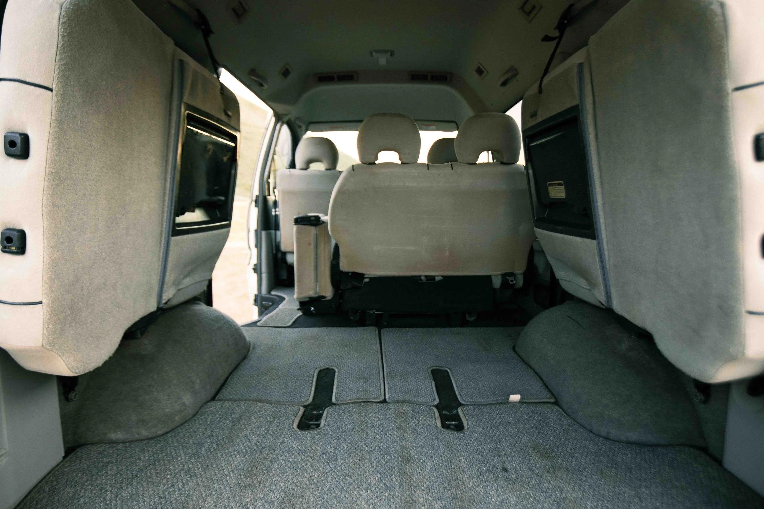 2000 Mitsubishi Delica L400 Space Gear Chamonix