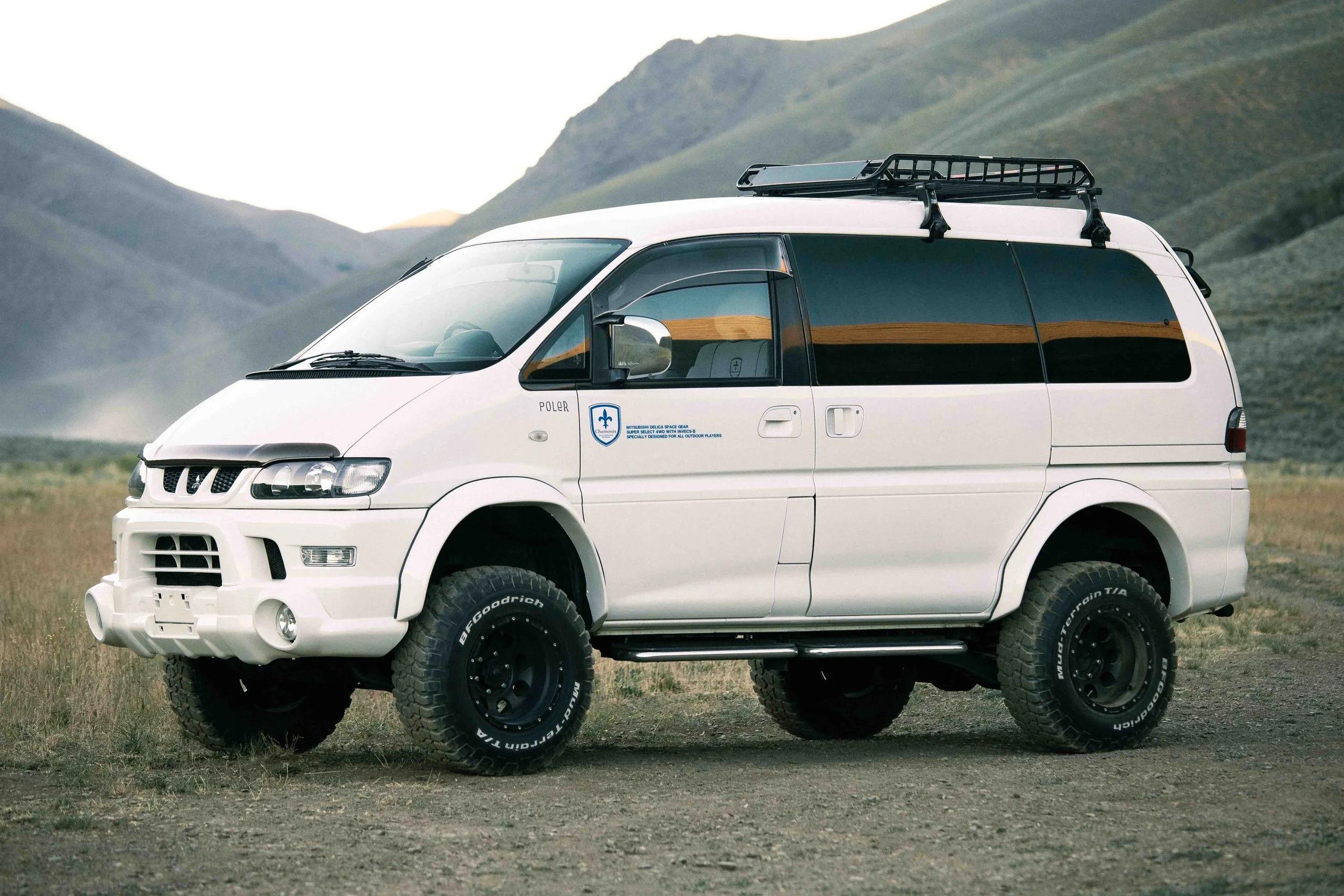  Mitsubishi Delica