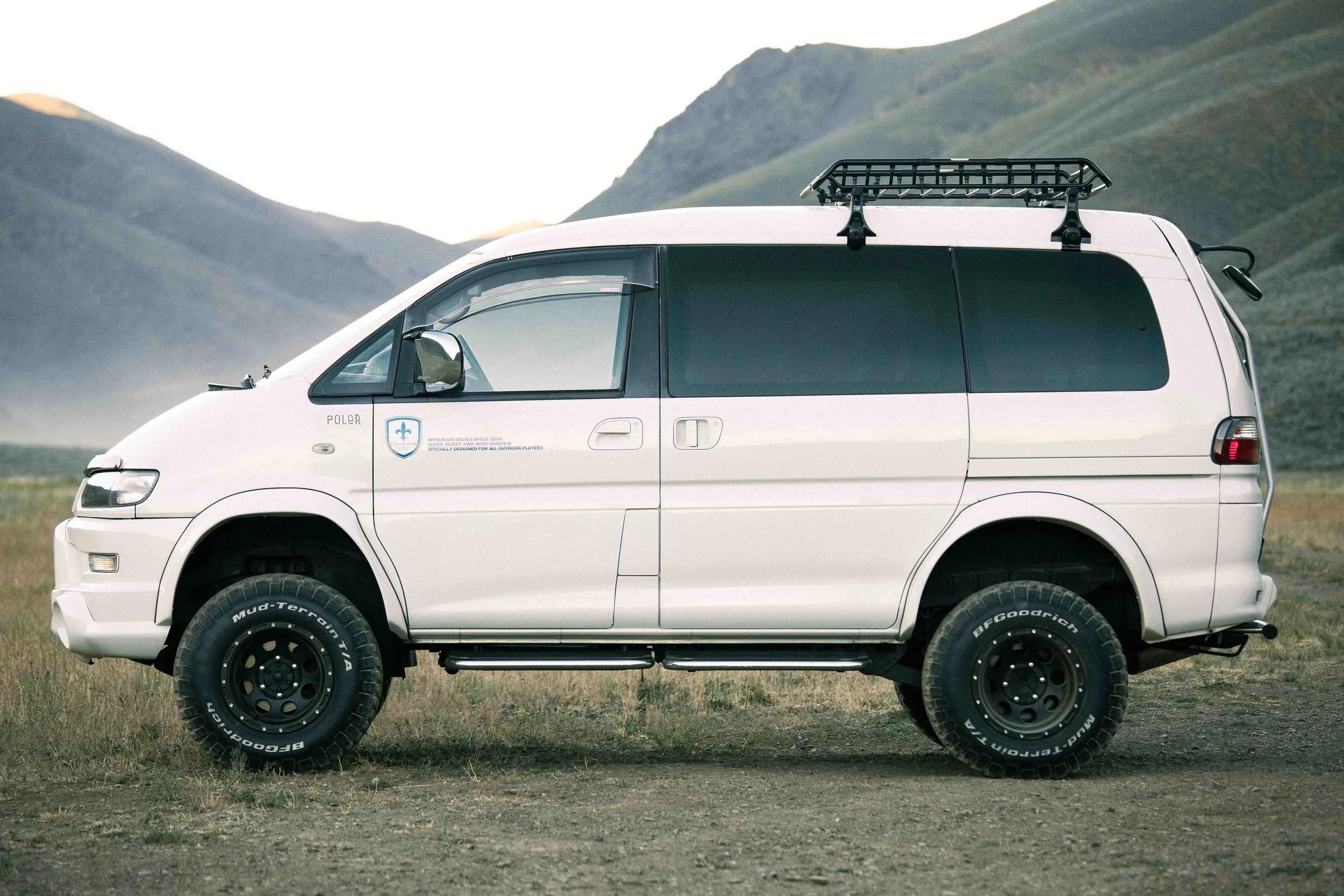 2000 Mitsubishi Delica L400 Space Gear Chamonix - 5