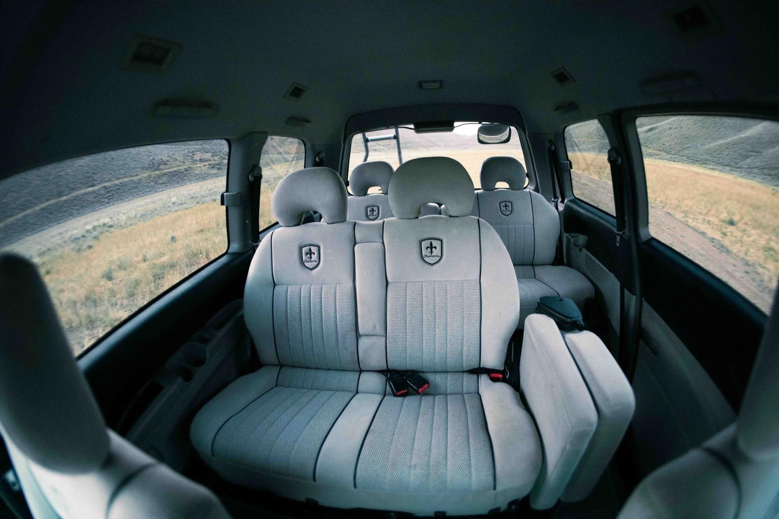 2000 Mitsubishi Delica L400 Space Gear Chamonix