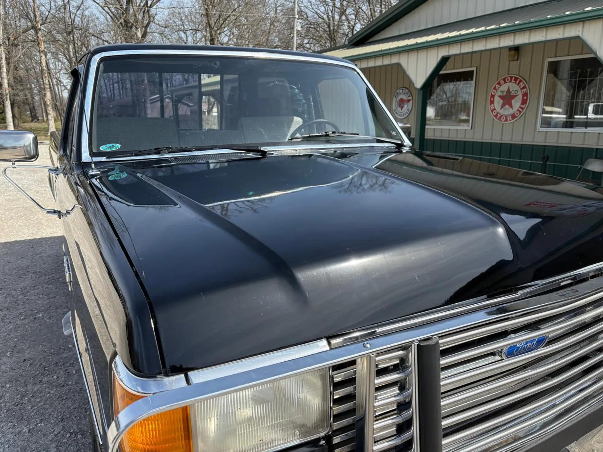 1989 Ford F-250 HD