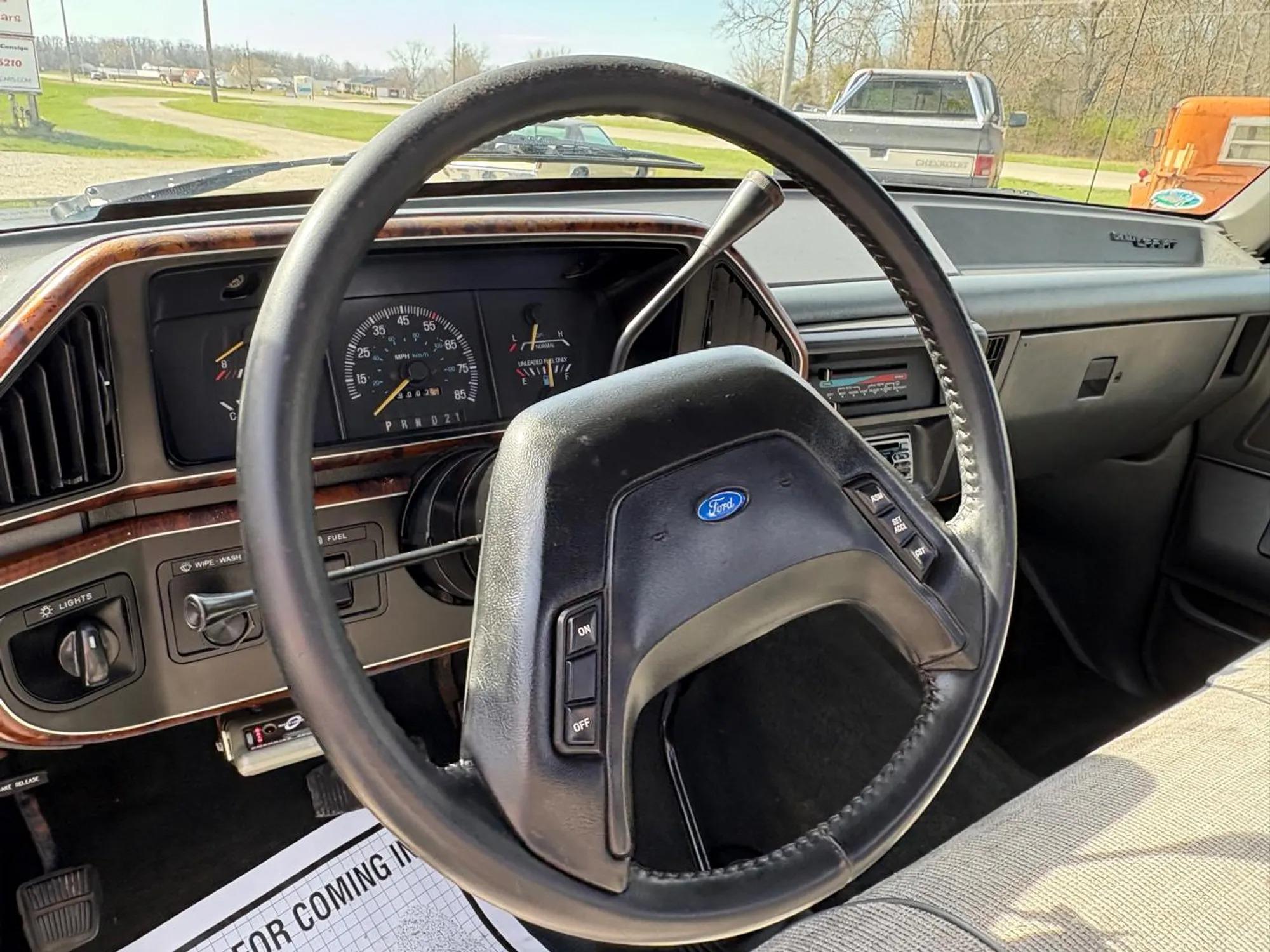 1989 Ford F-250 HD